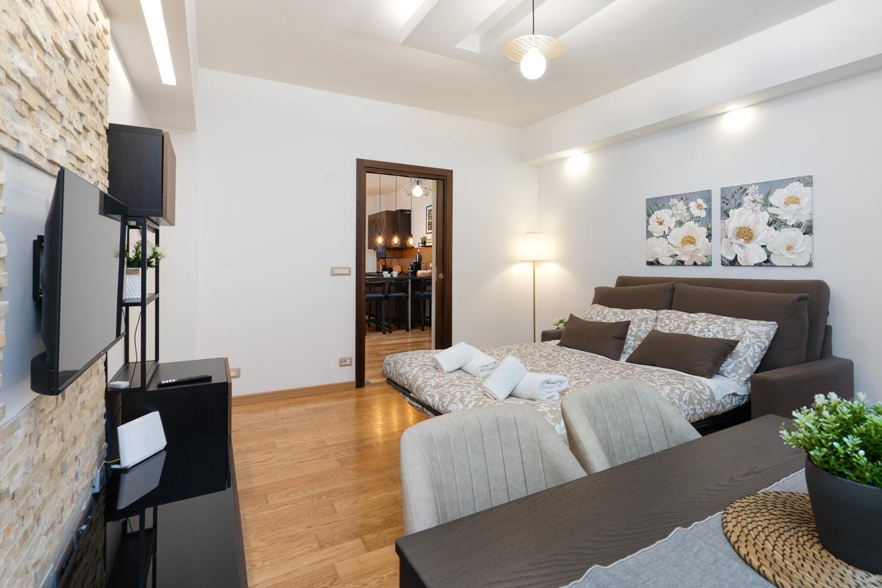 Your Place in Rome Apartments