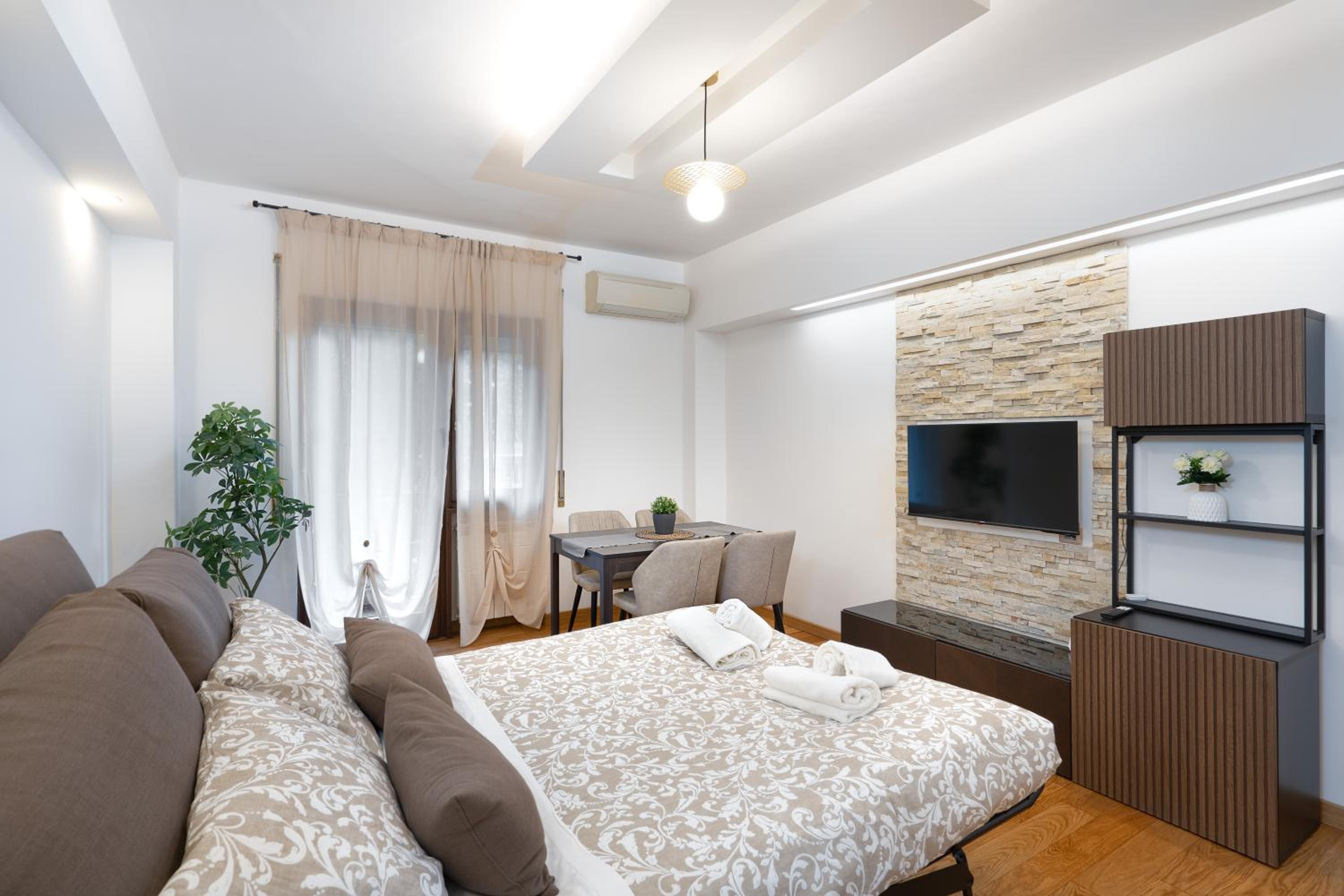 Your Place in Rome Apartments