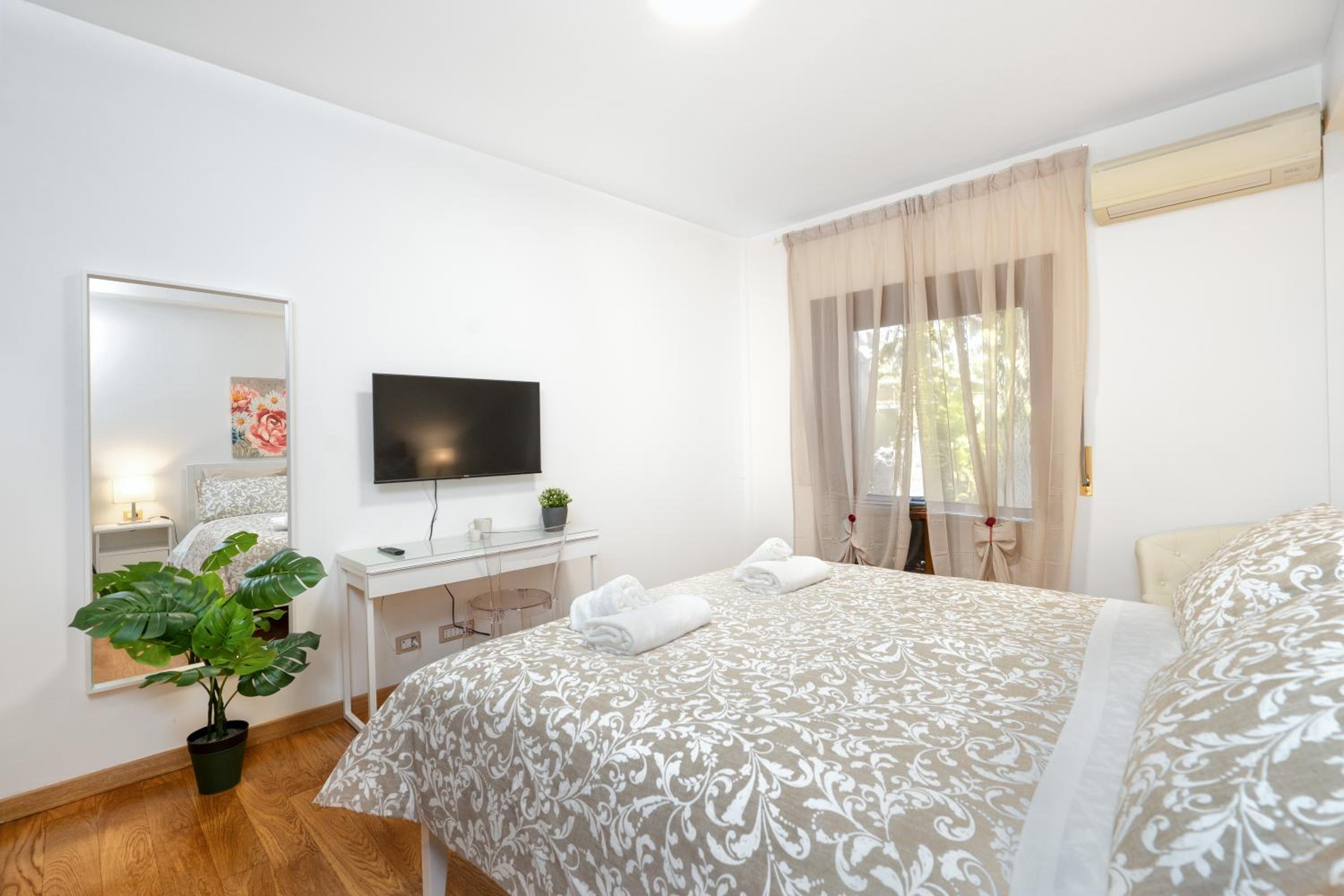 Your Place in Rome Apartments