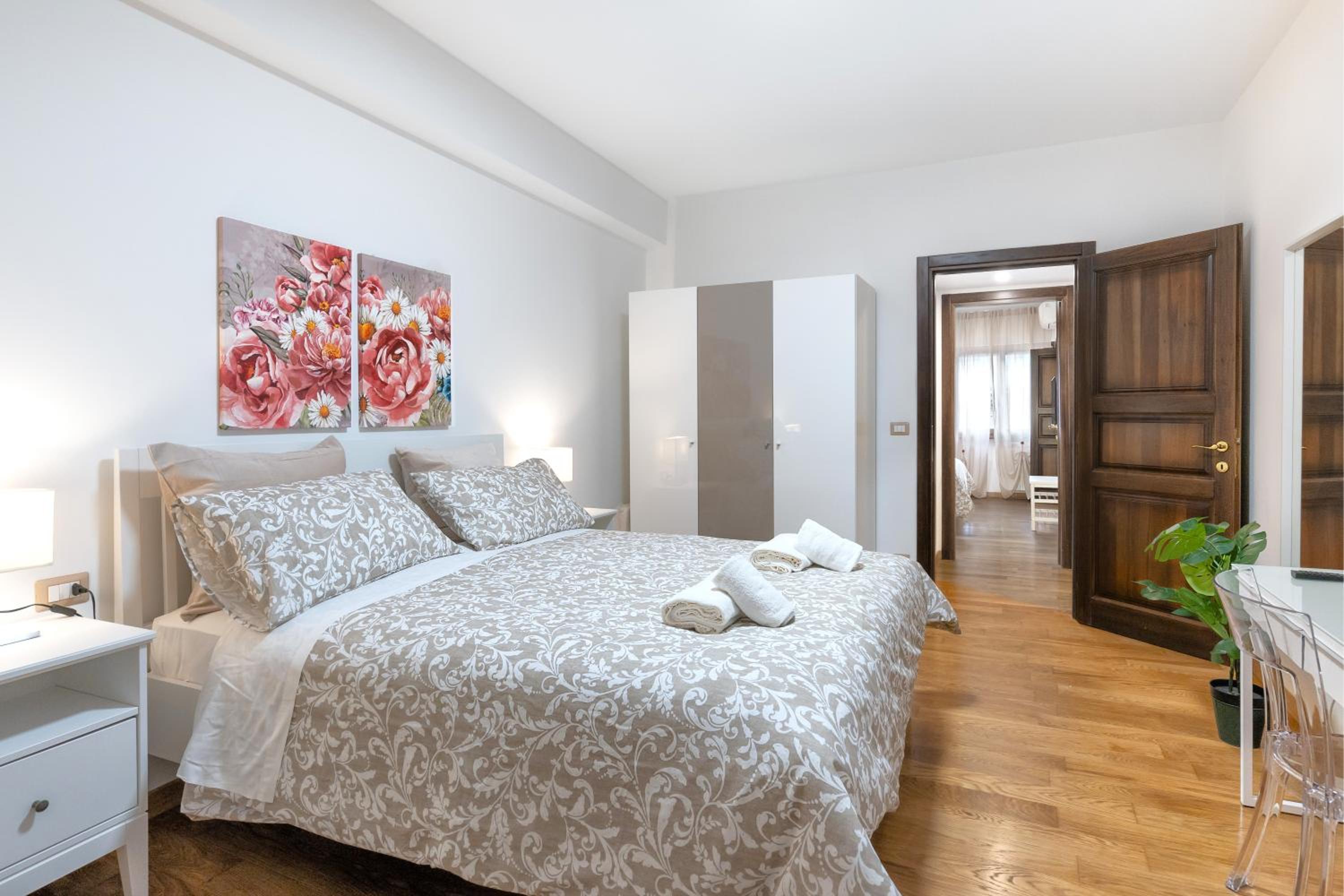 Your Place in Rome Apartments
