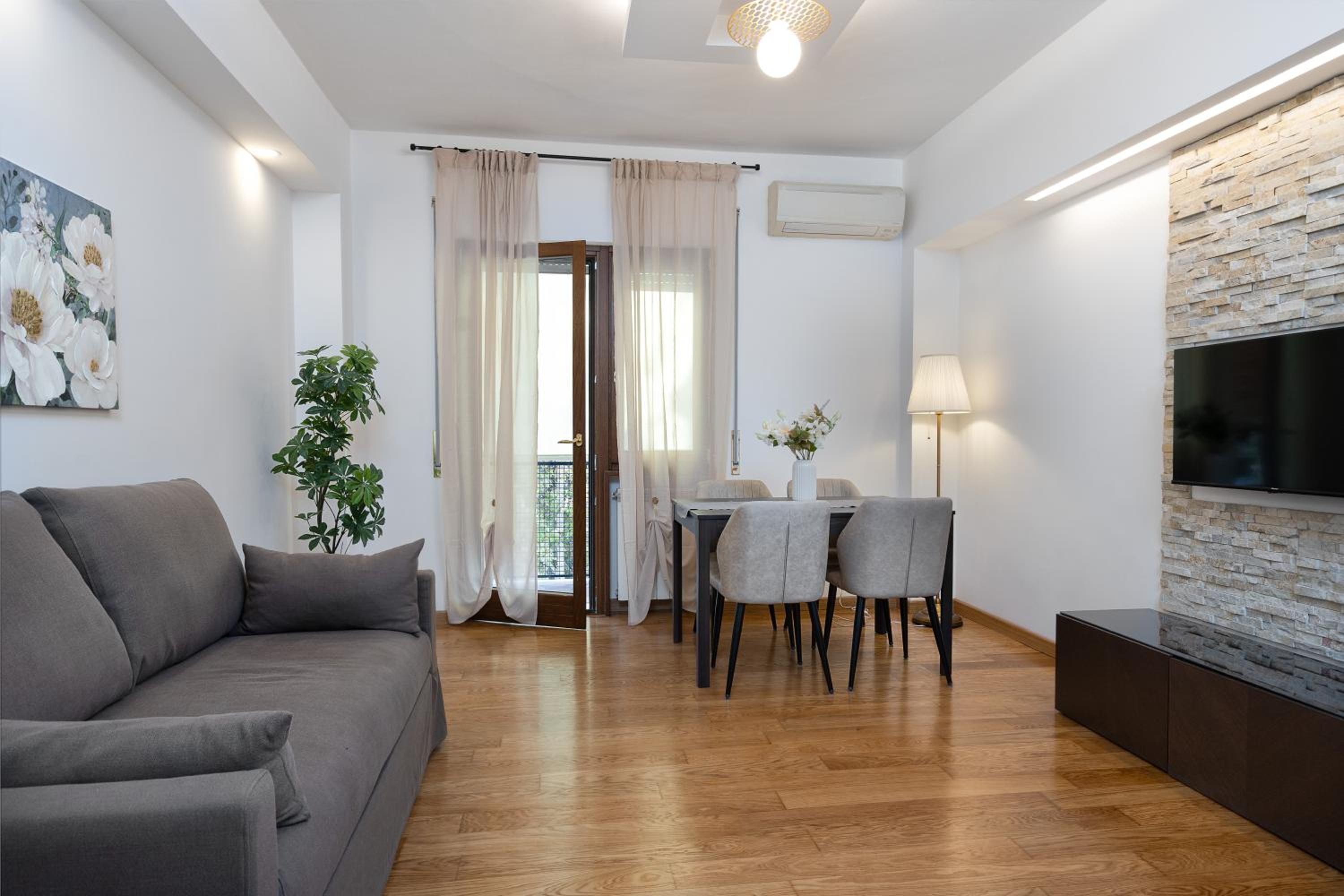 Your Place in Rome Apartments