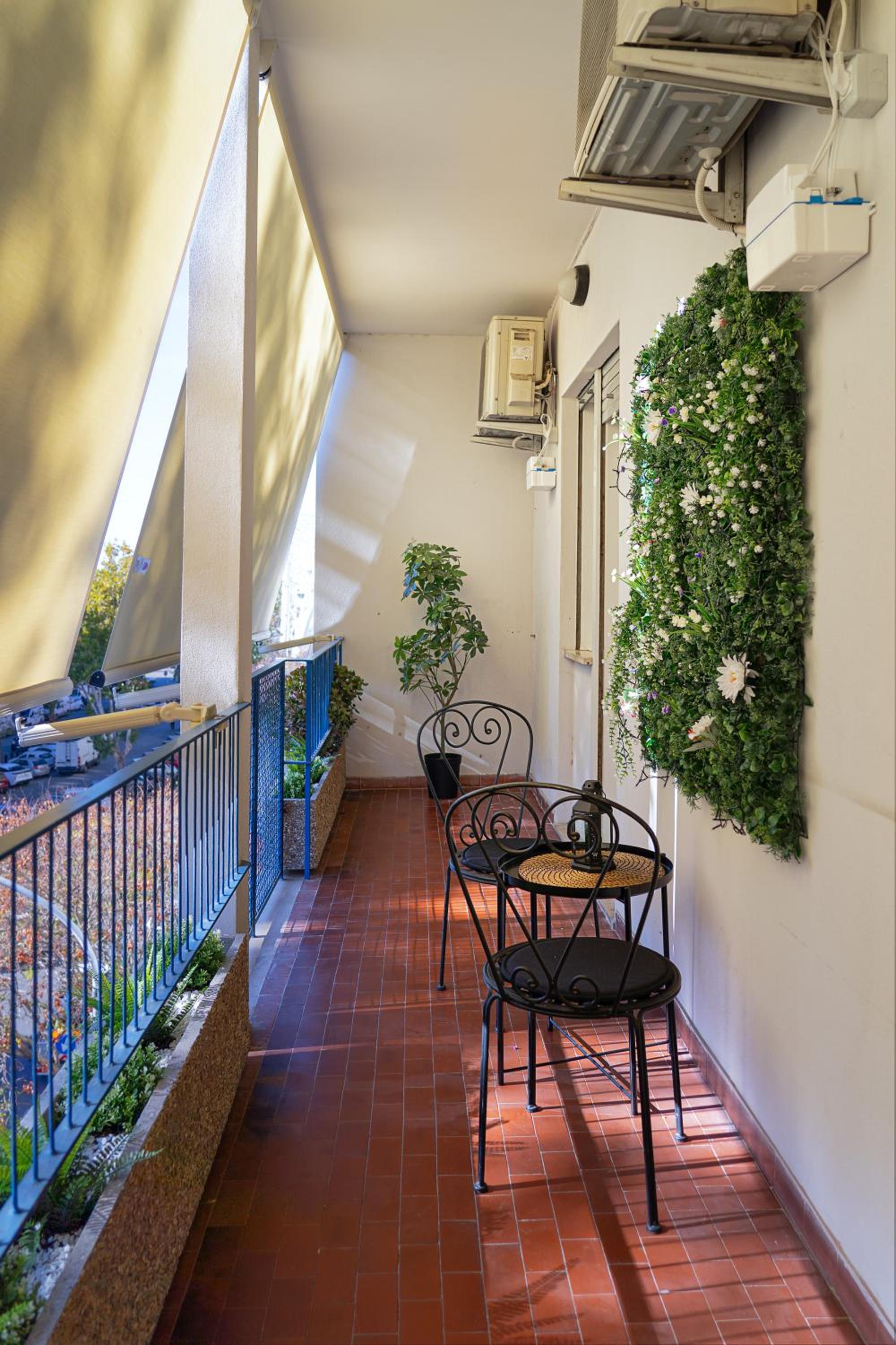 Your Place in Rome Apartments