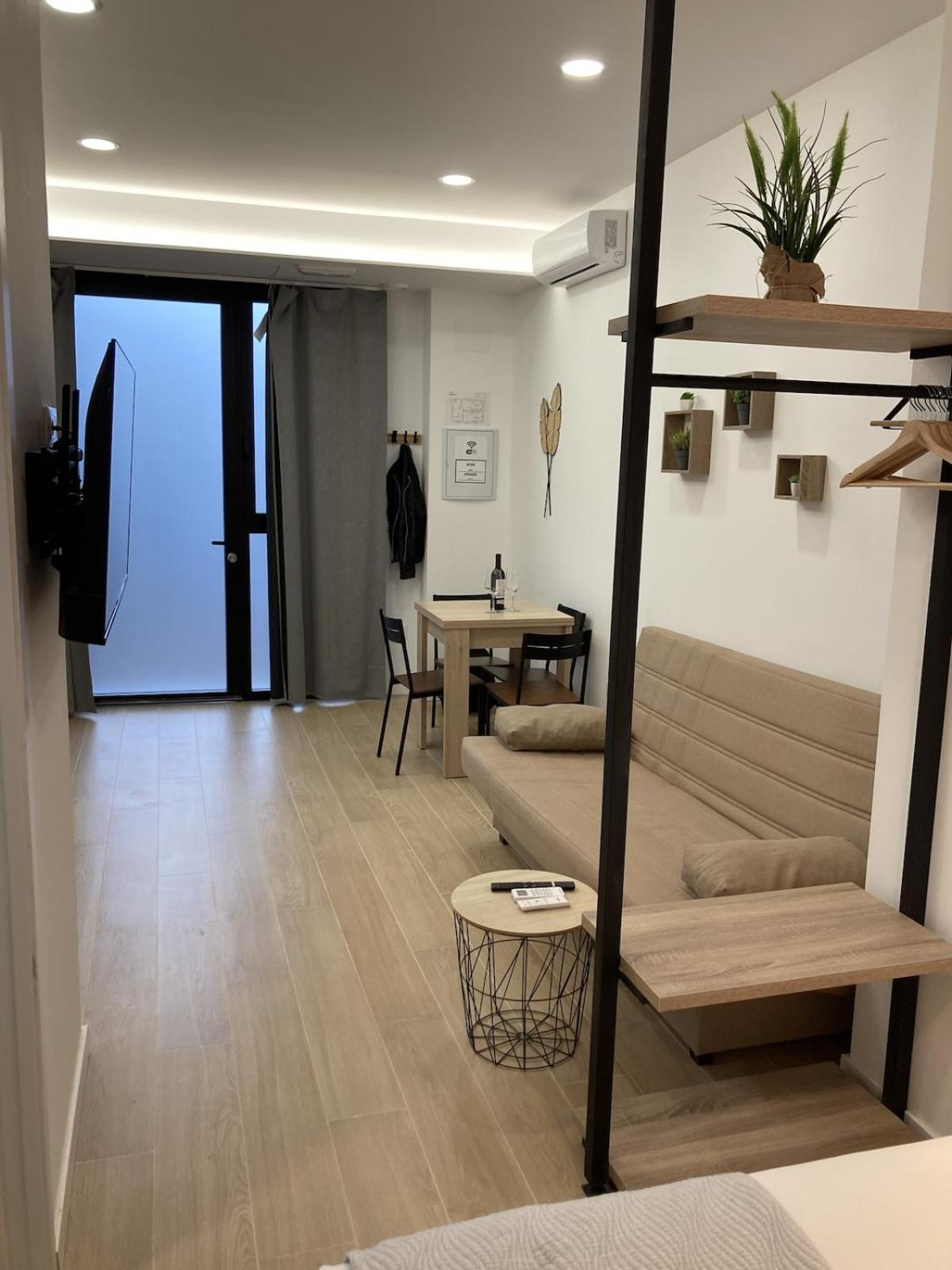 Tortuga - Entire Apt - Near Beach and Stadium by Río Turia Apartments