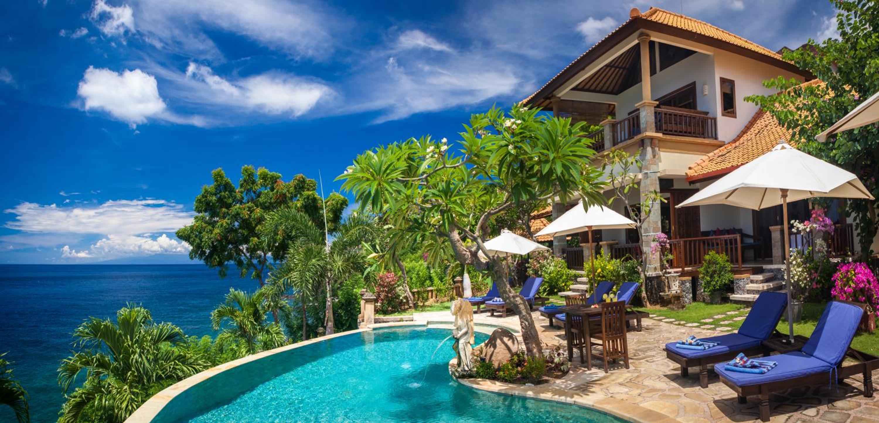 Blue Moon Villas Resort