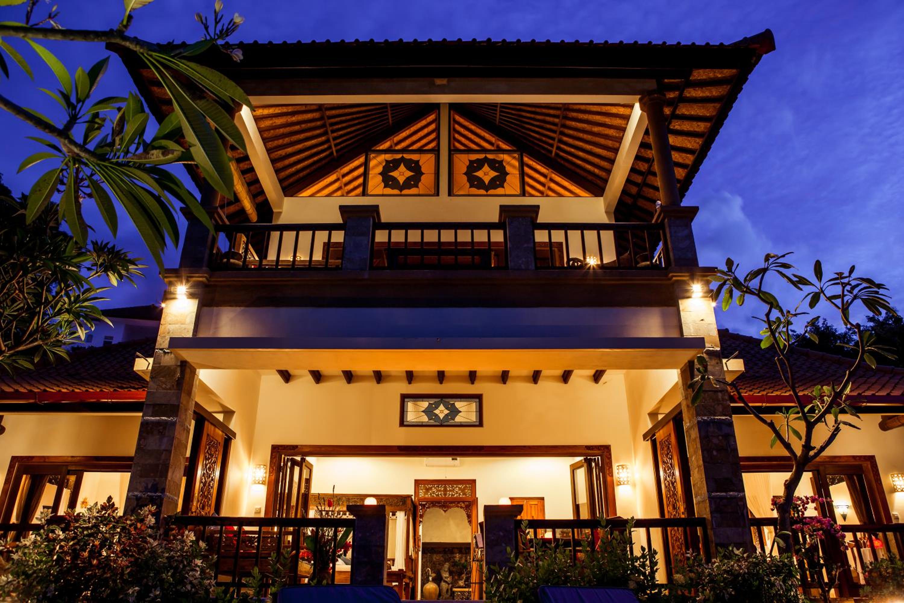 Blue Moon Villas Resort