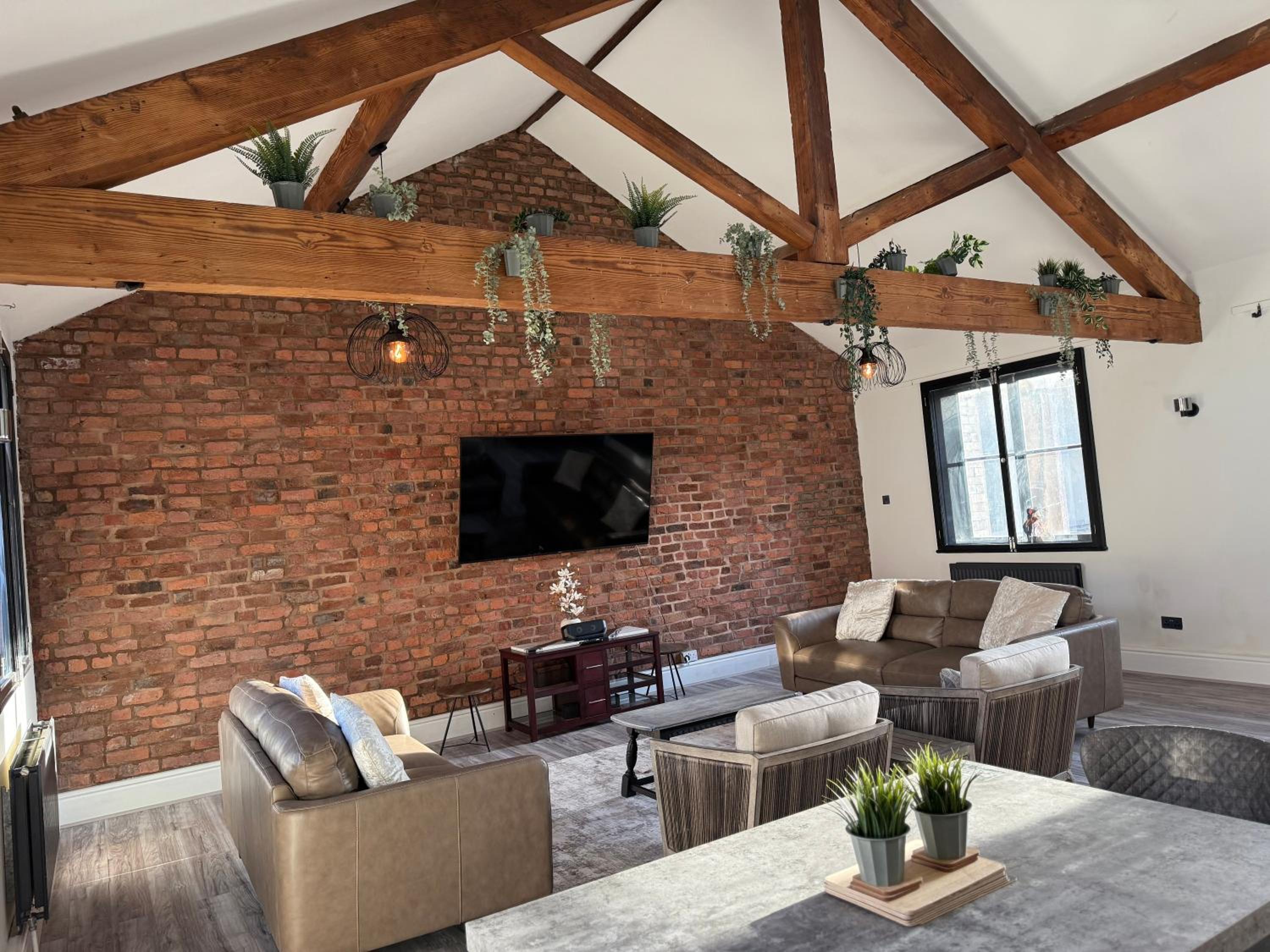 Stylish city centre Penthouse