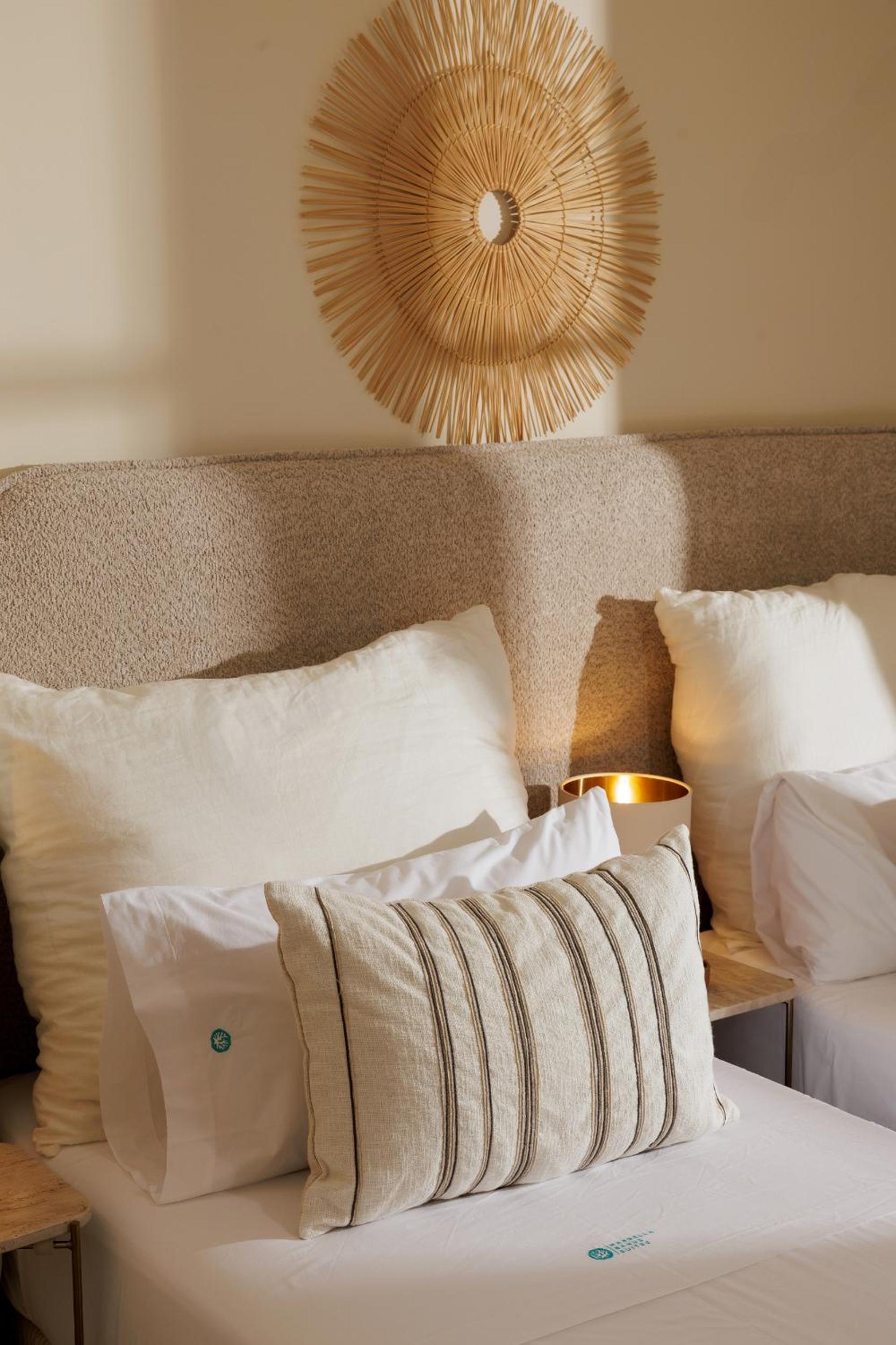 MARBELLA BANUS SUITES - Senorio de Aloha Mountain & Sea Views