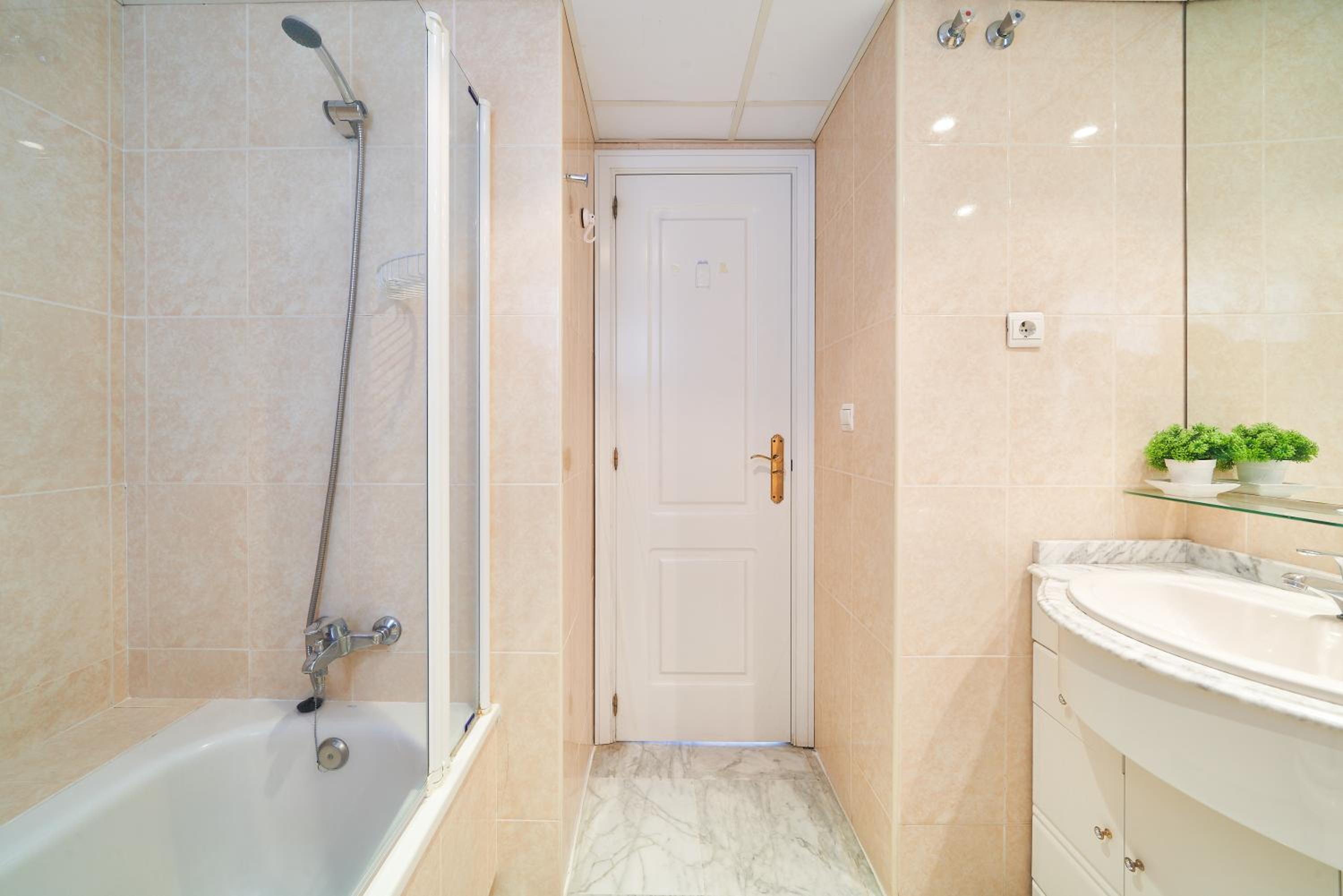MARBELLA BANUS SUITES - Banus Rio Verde Beachside