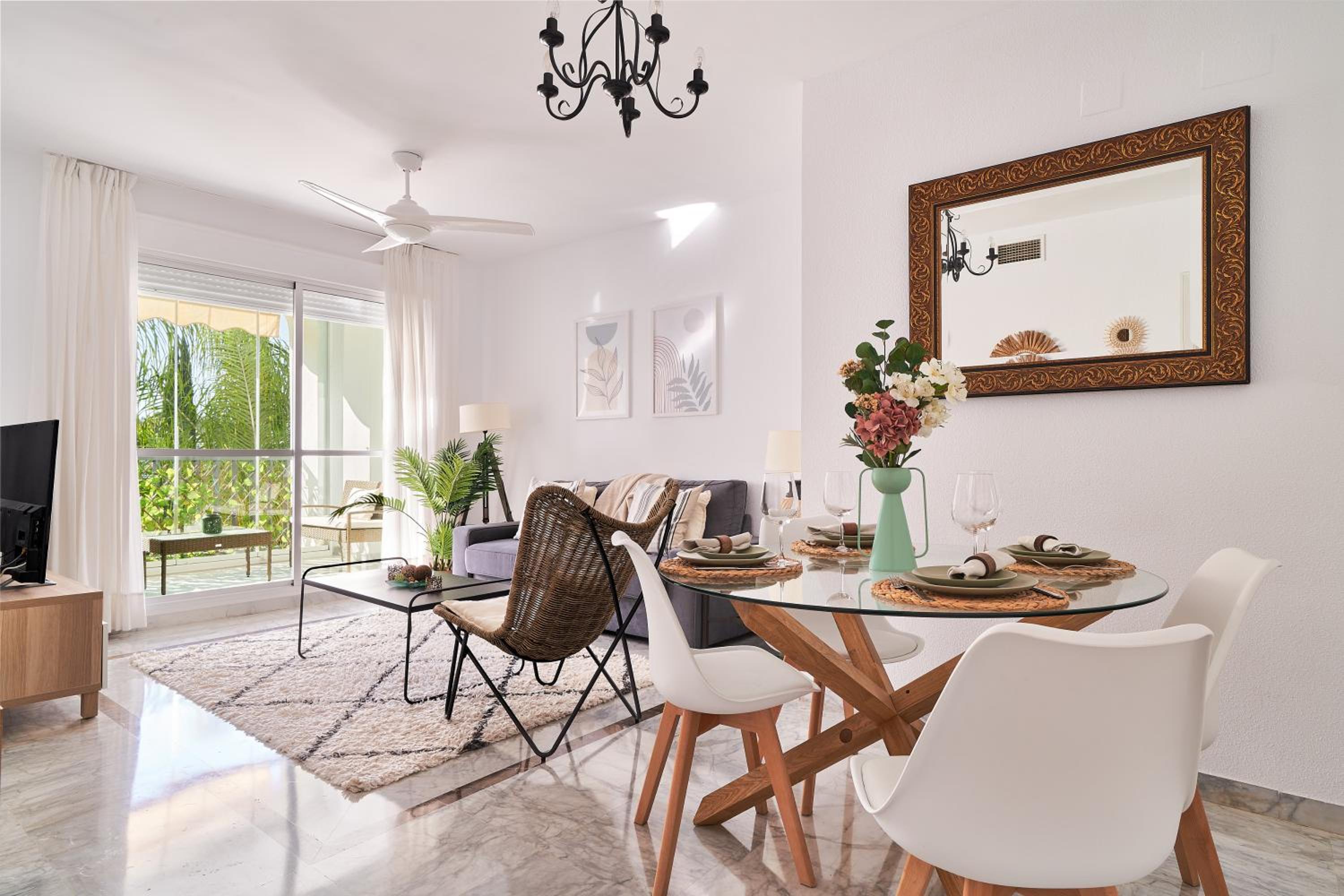 MARBELLA BANUS SUITES - Banus Rio Verde Beachside