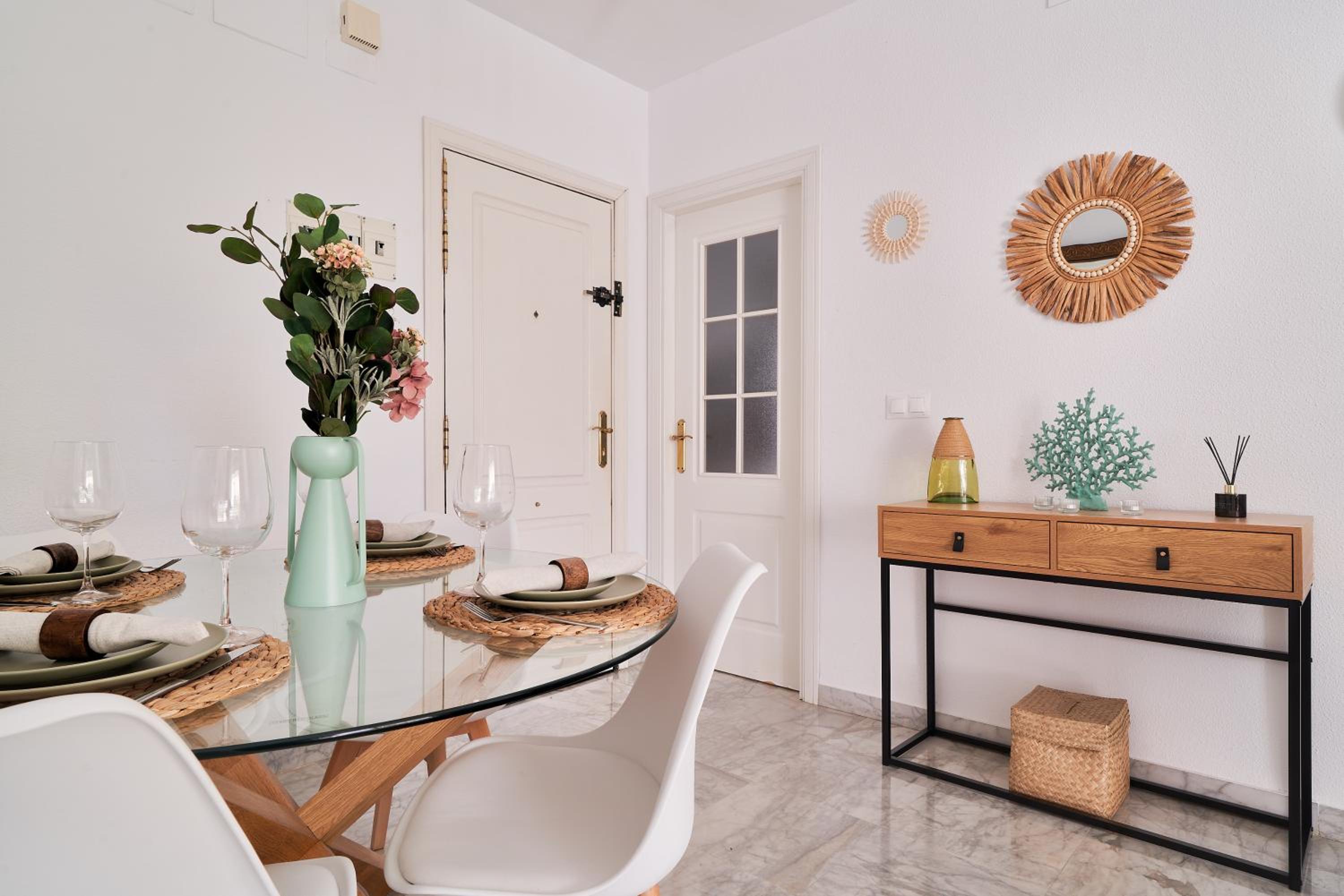 MARBELLA BANUS SUITES - Banus Rio Verde Beachside