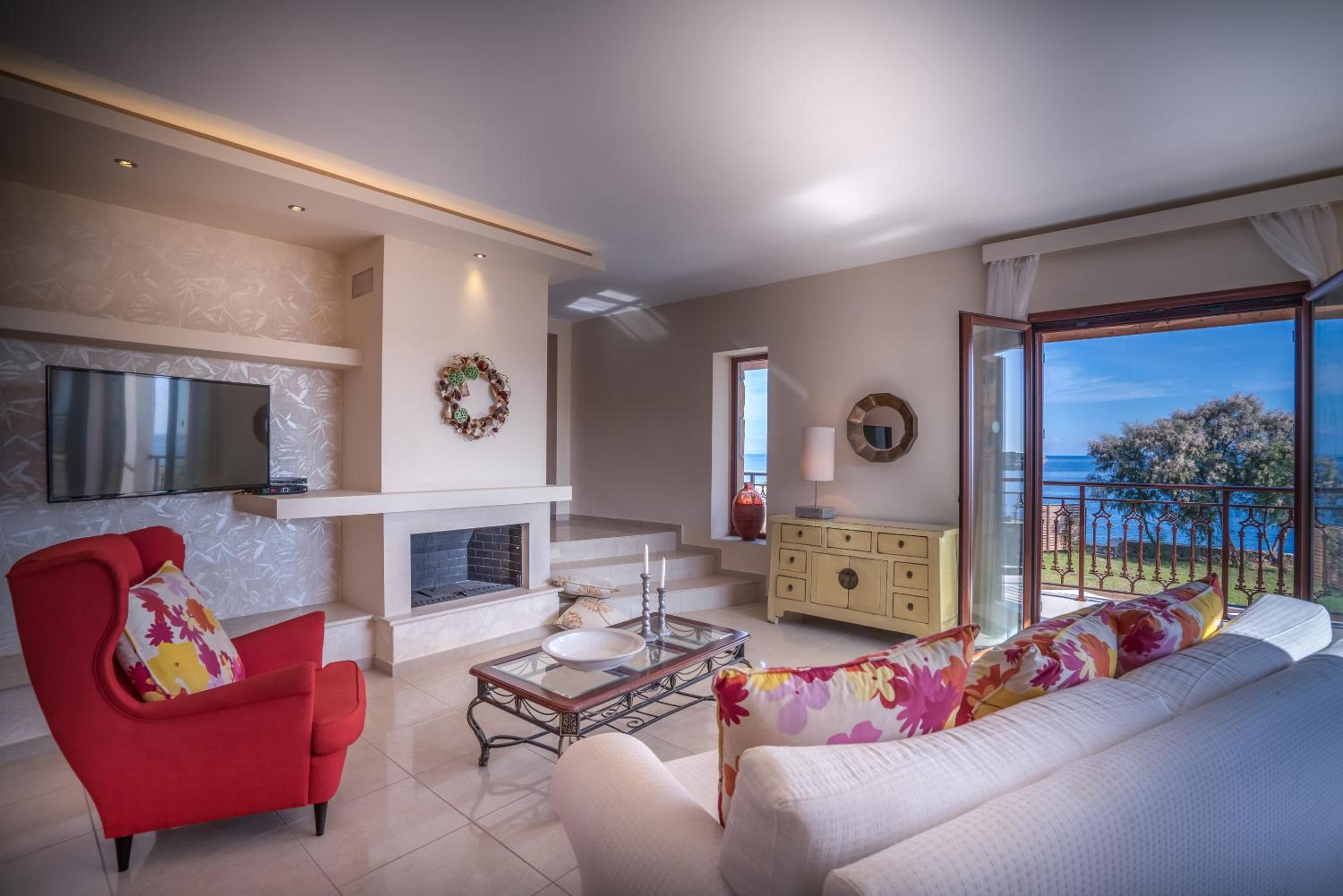 Armonia Seaside Villas
