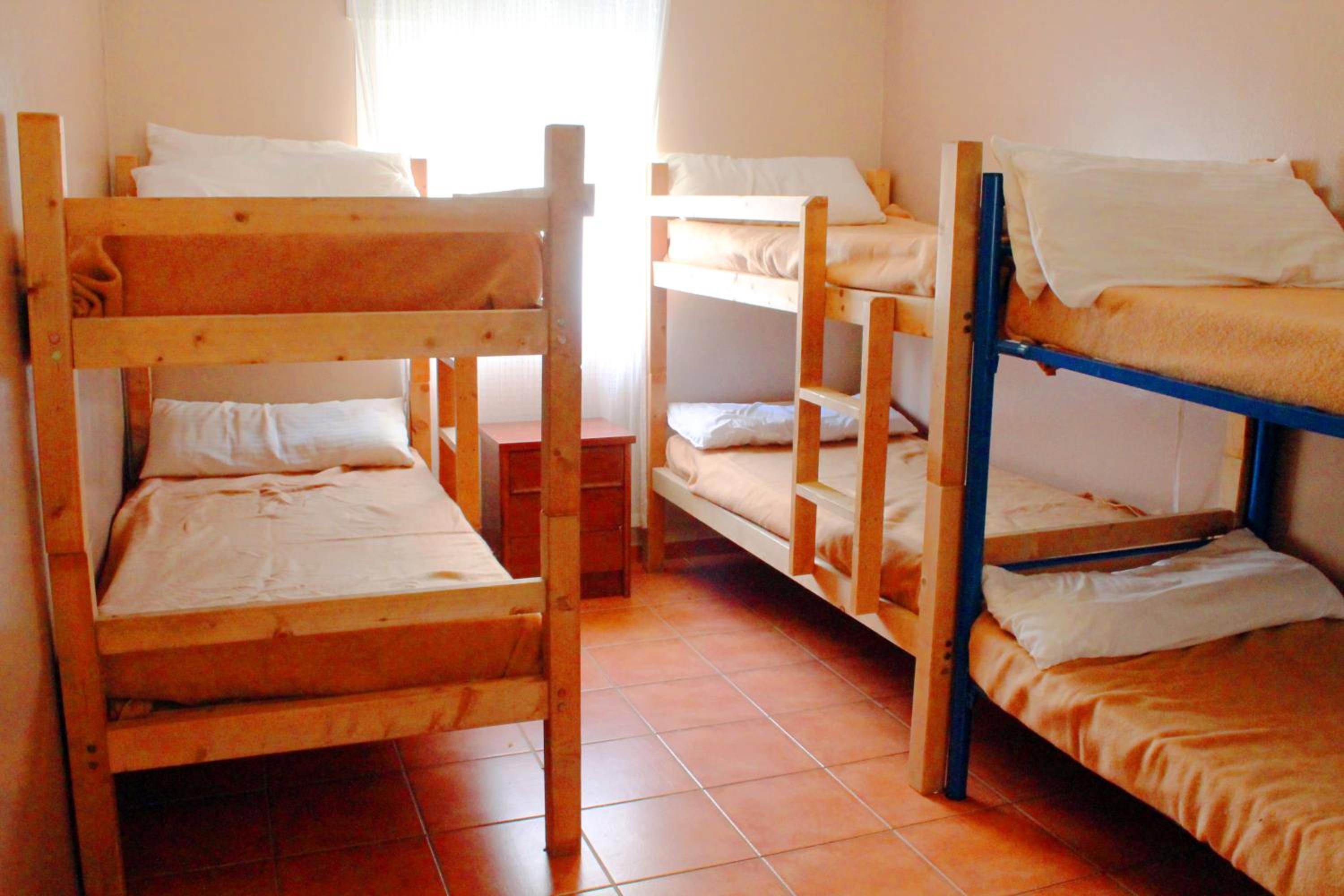 CENTRO DE OCIO ALÚA Bungalows Camping Rafting Benamejí