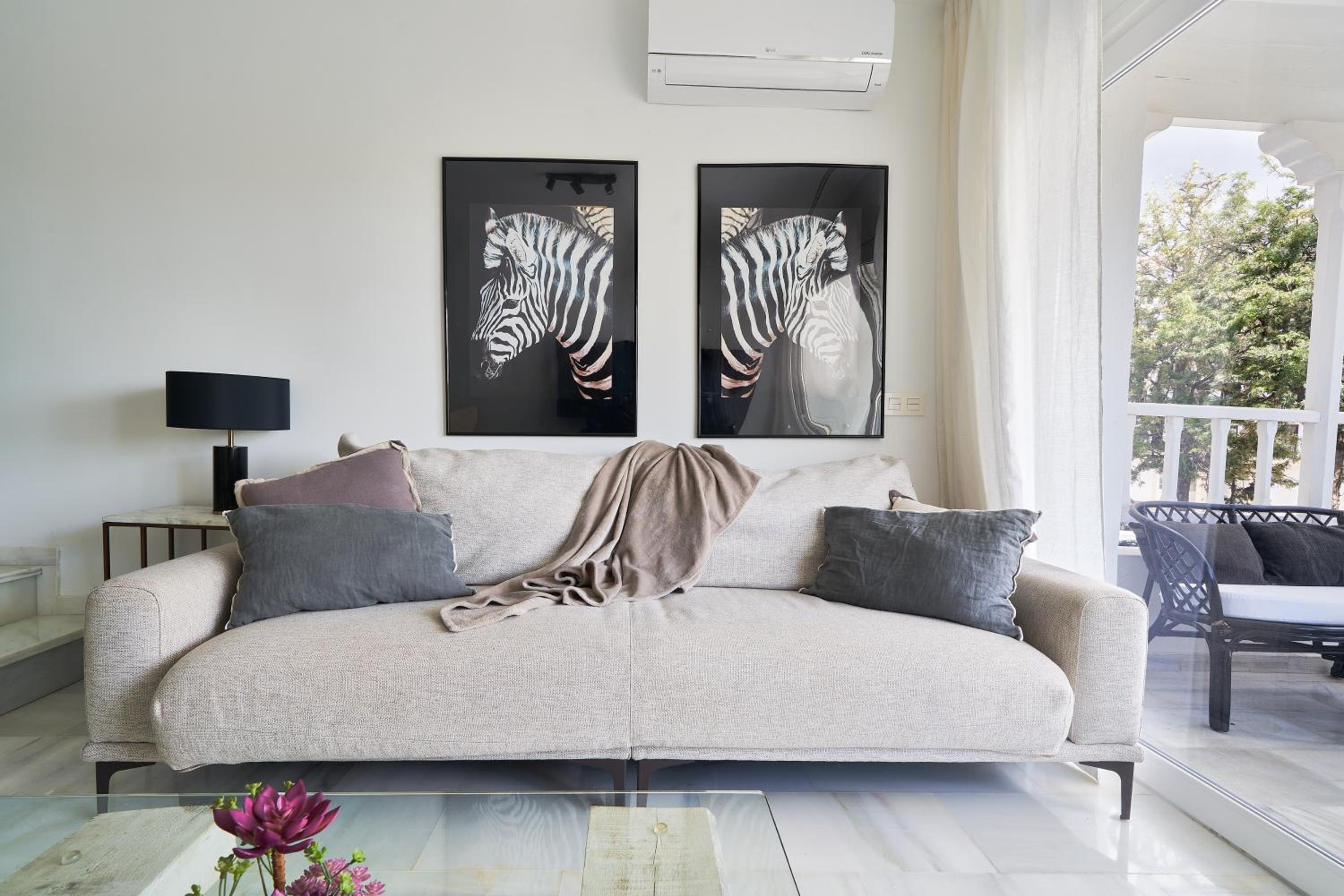 MARBELLA BANUS SUITES - Banus, modern, bright and balcony