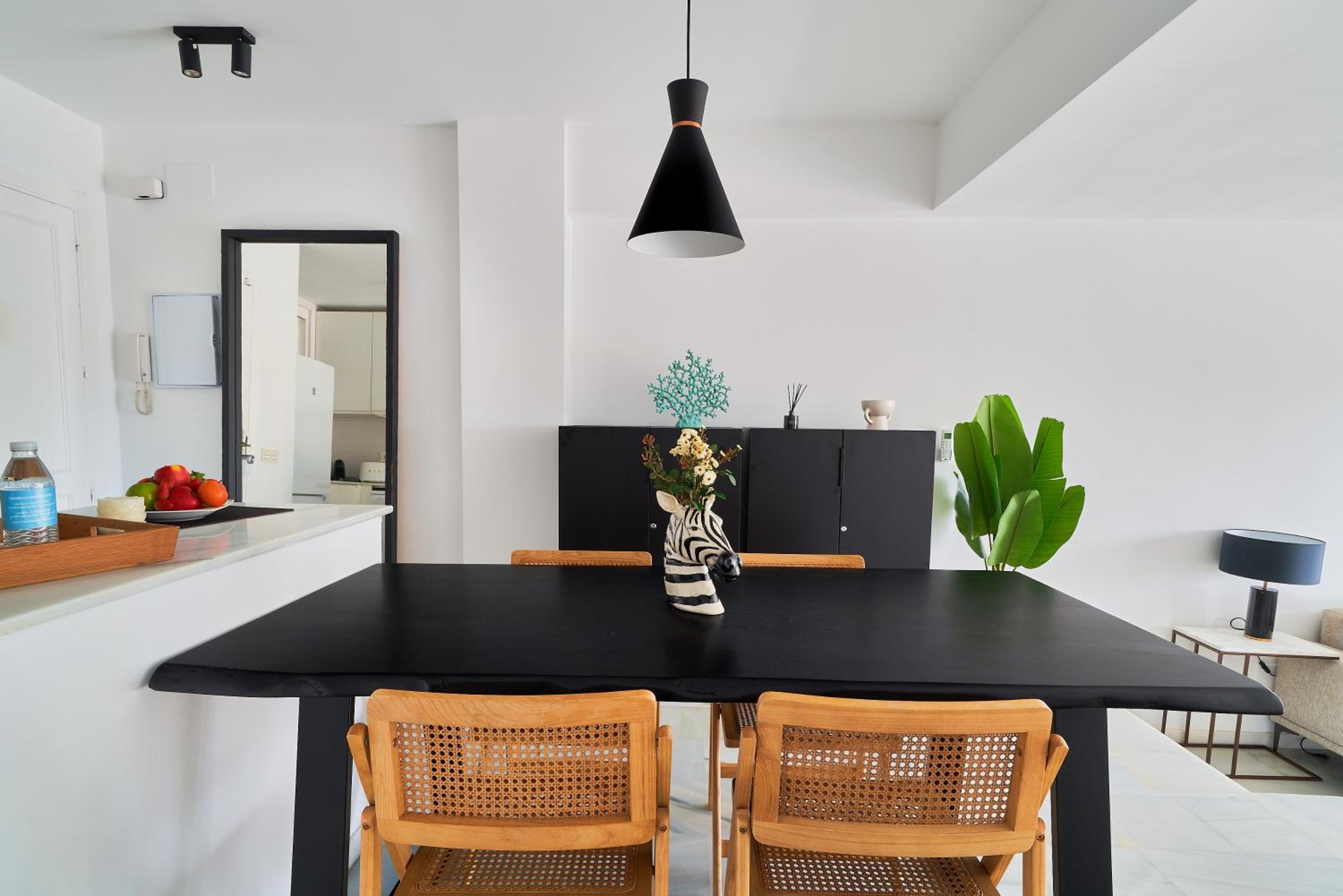 MARBELLA BANUS SUITES - Banus, modern, bright and balcony