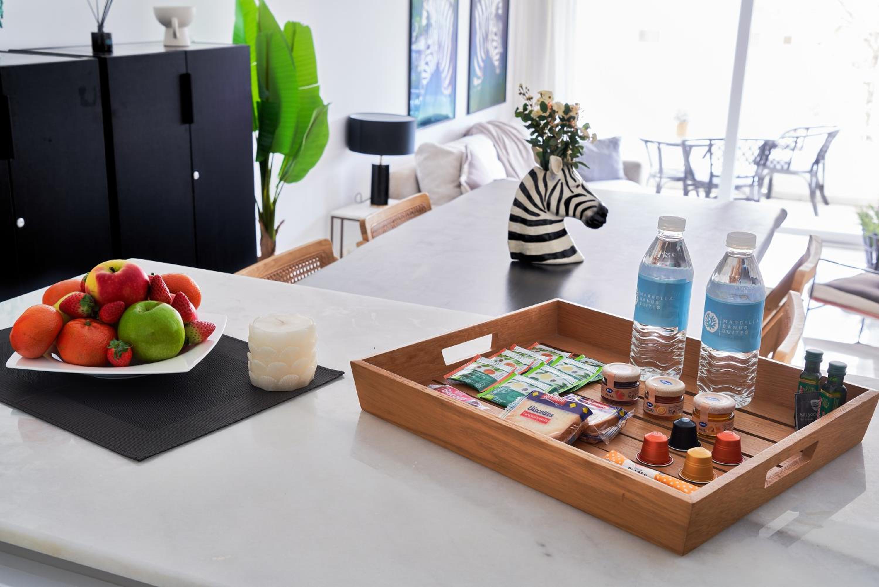 MARBELLA BANUS SUITES - Banus, modern, bright and balcony