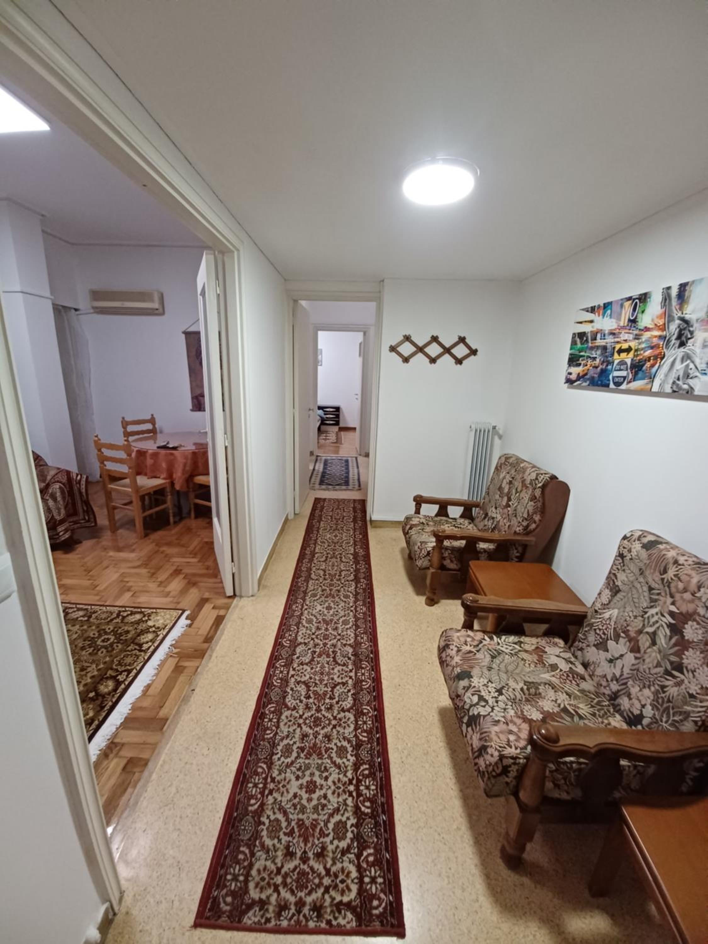 Spacious Apartment 2 minutes from Omonoia Metro