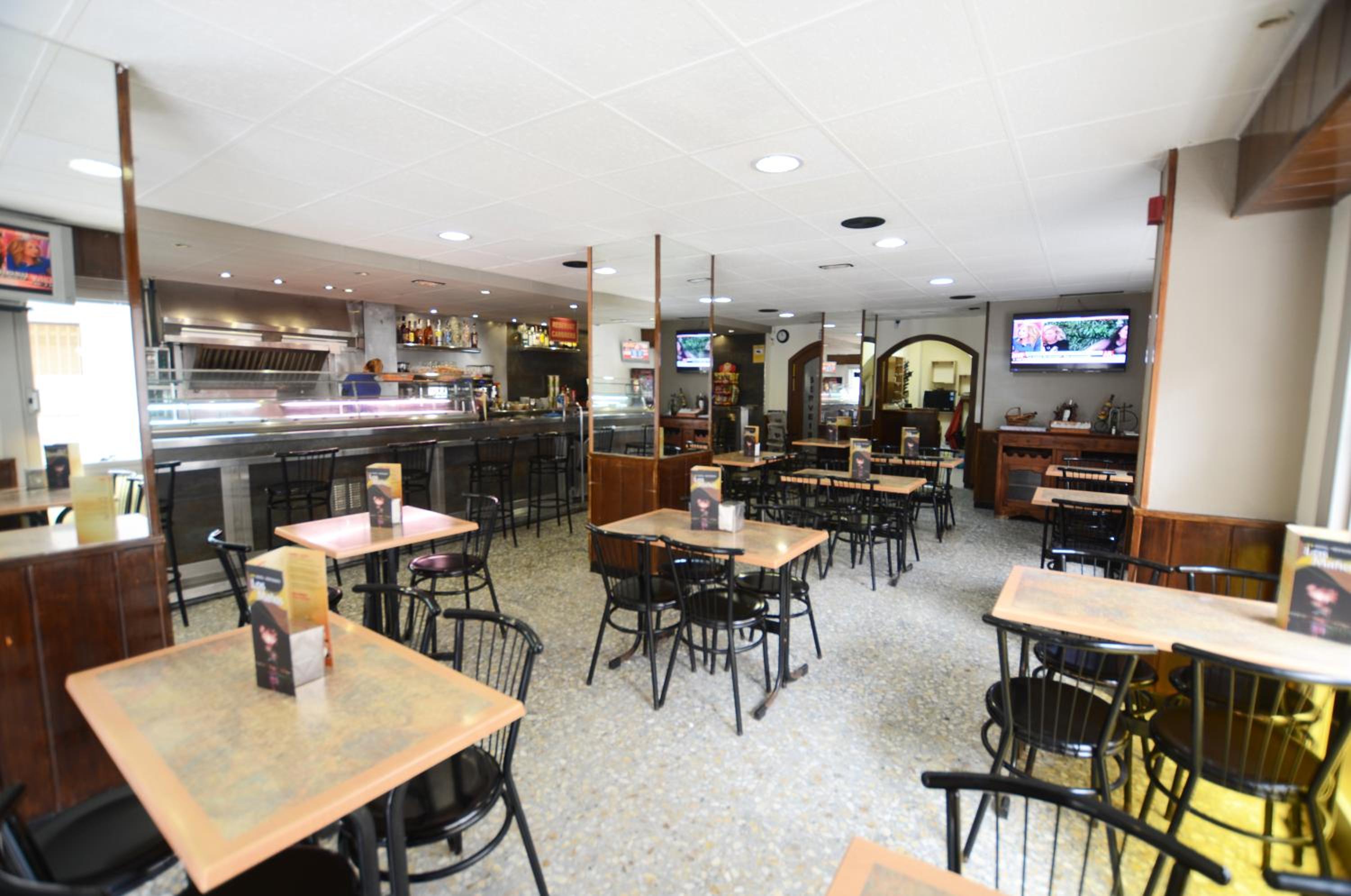 Hostal Los Maños view 2