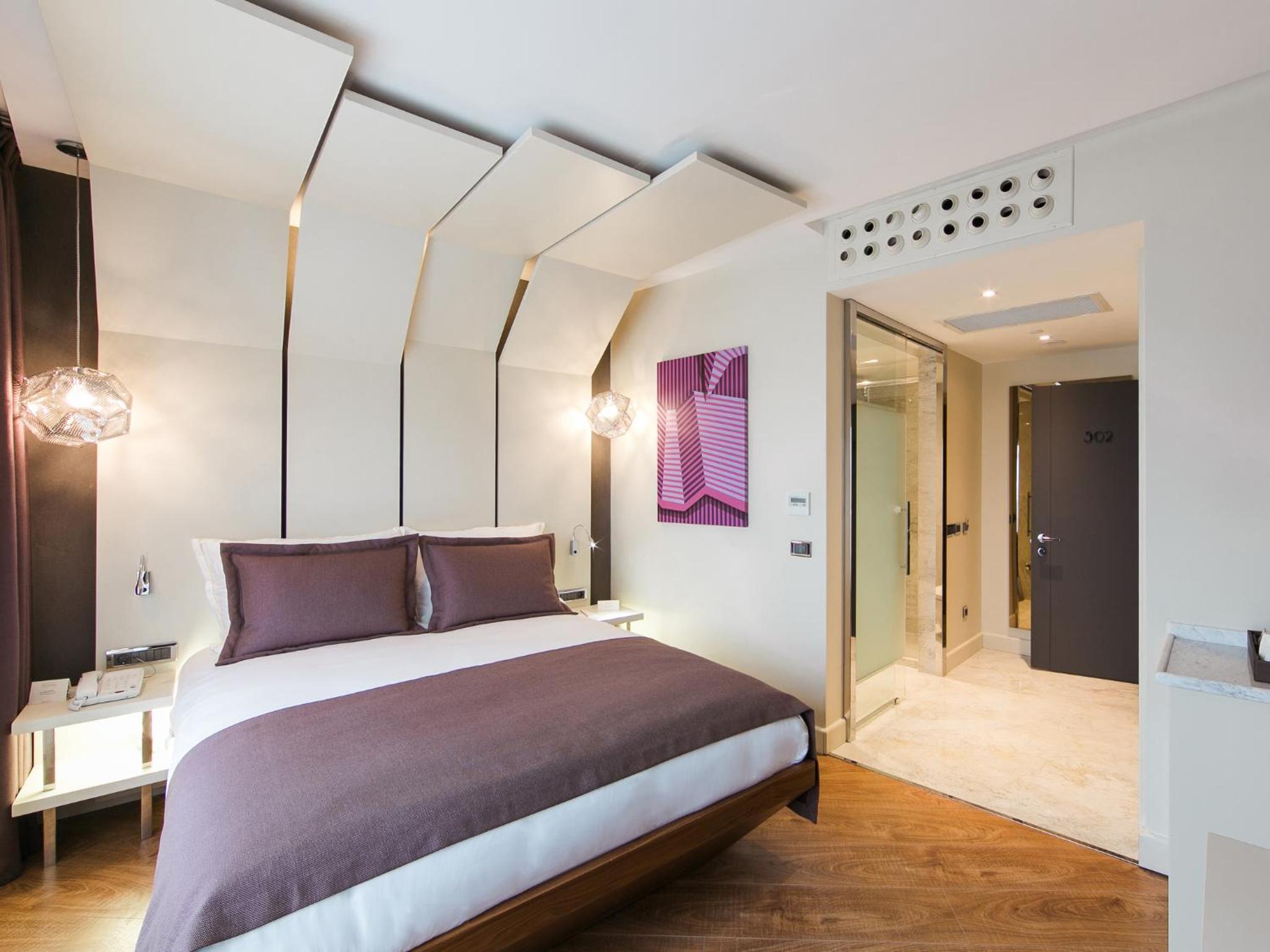 Maroon Otel Pera - Image 120