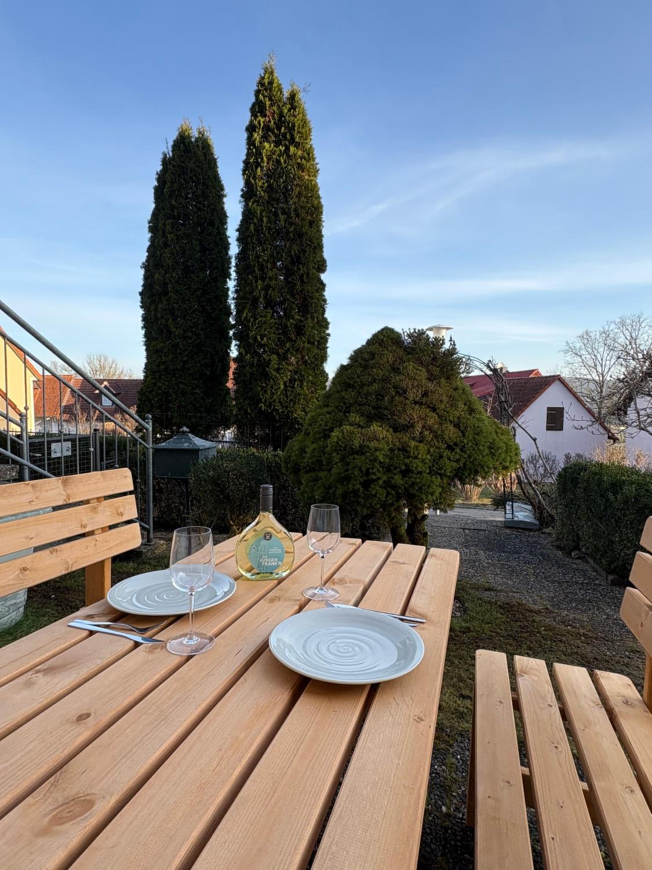 Modernes Serviced Apartment - FeWo Franken Idyll