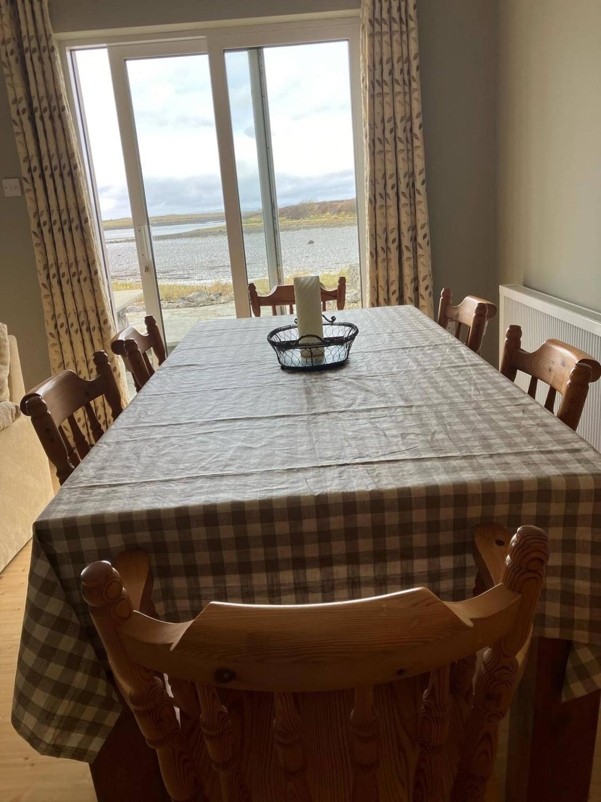 Cozy Waterside Retreat Ballyvaughan 3