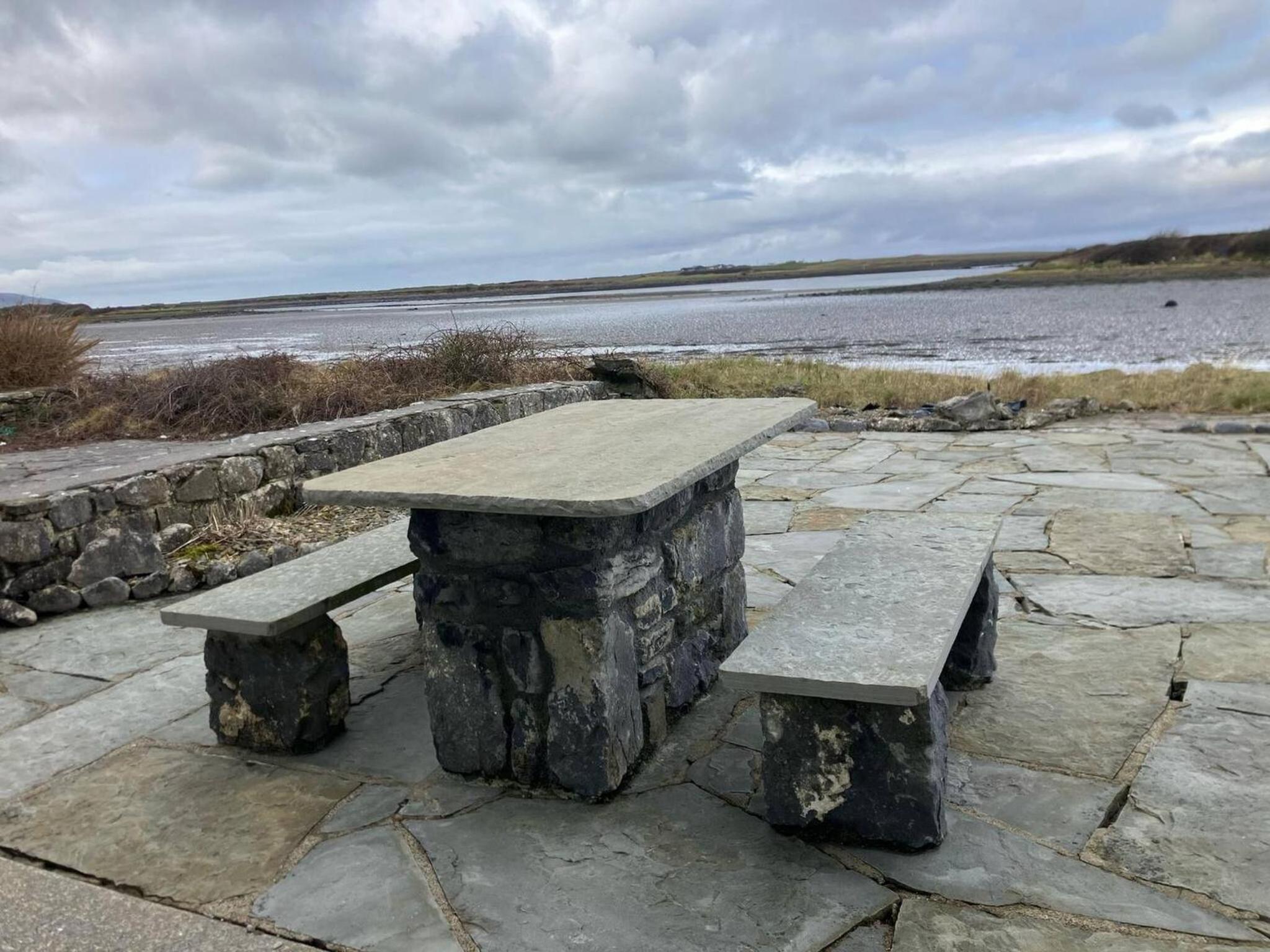 Cozy Waterside Retreat Ballyvaughan 3