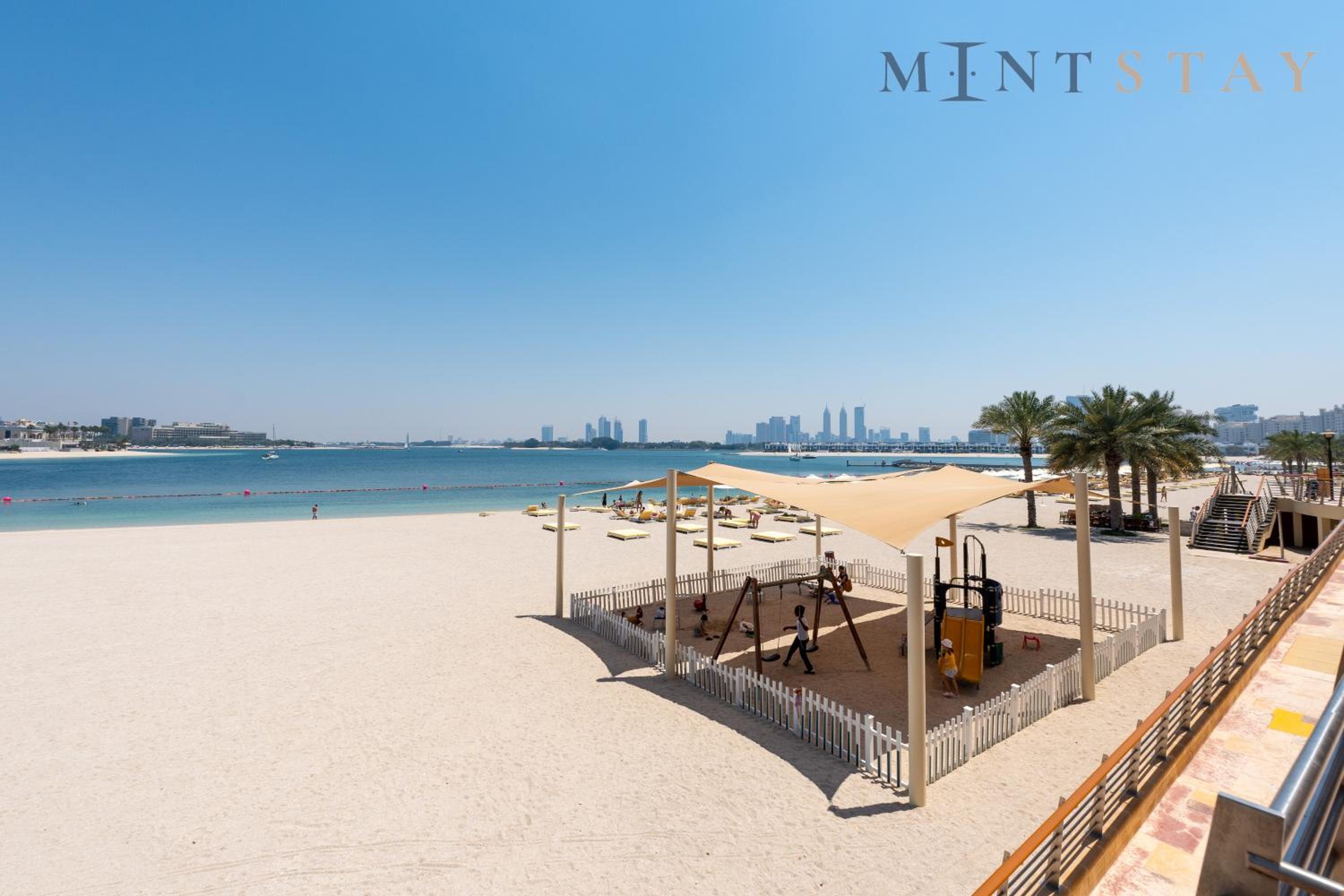 Tiara Beach Residences, Palm Jumeirah Dubai - Mint Stay