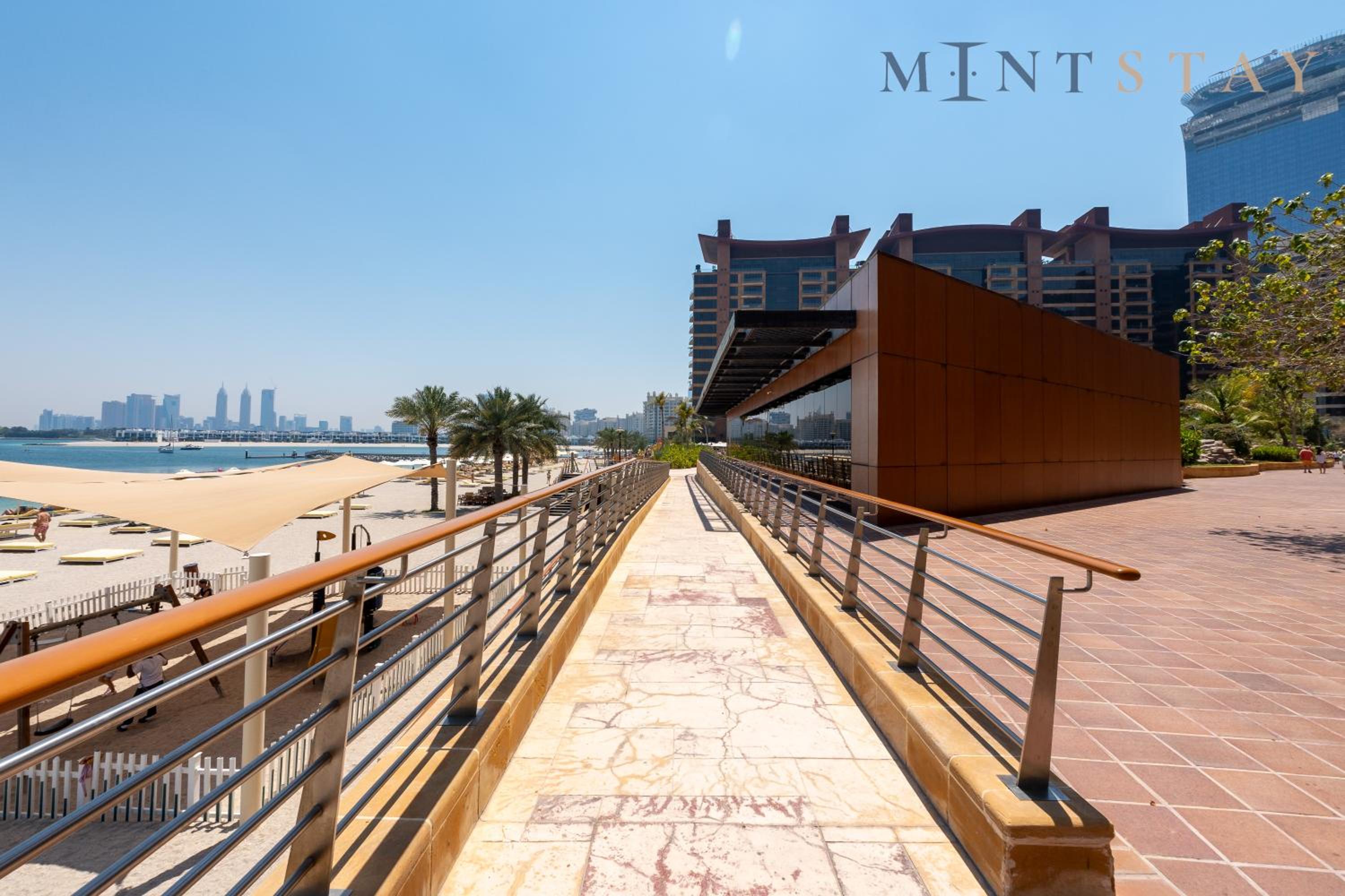 Tiara Beach Residences, Palm Jumeirah Dubai - Mint Stay