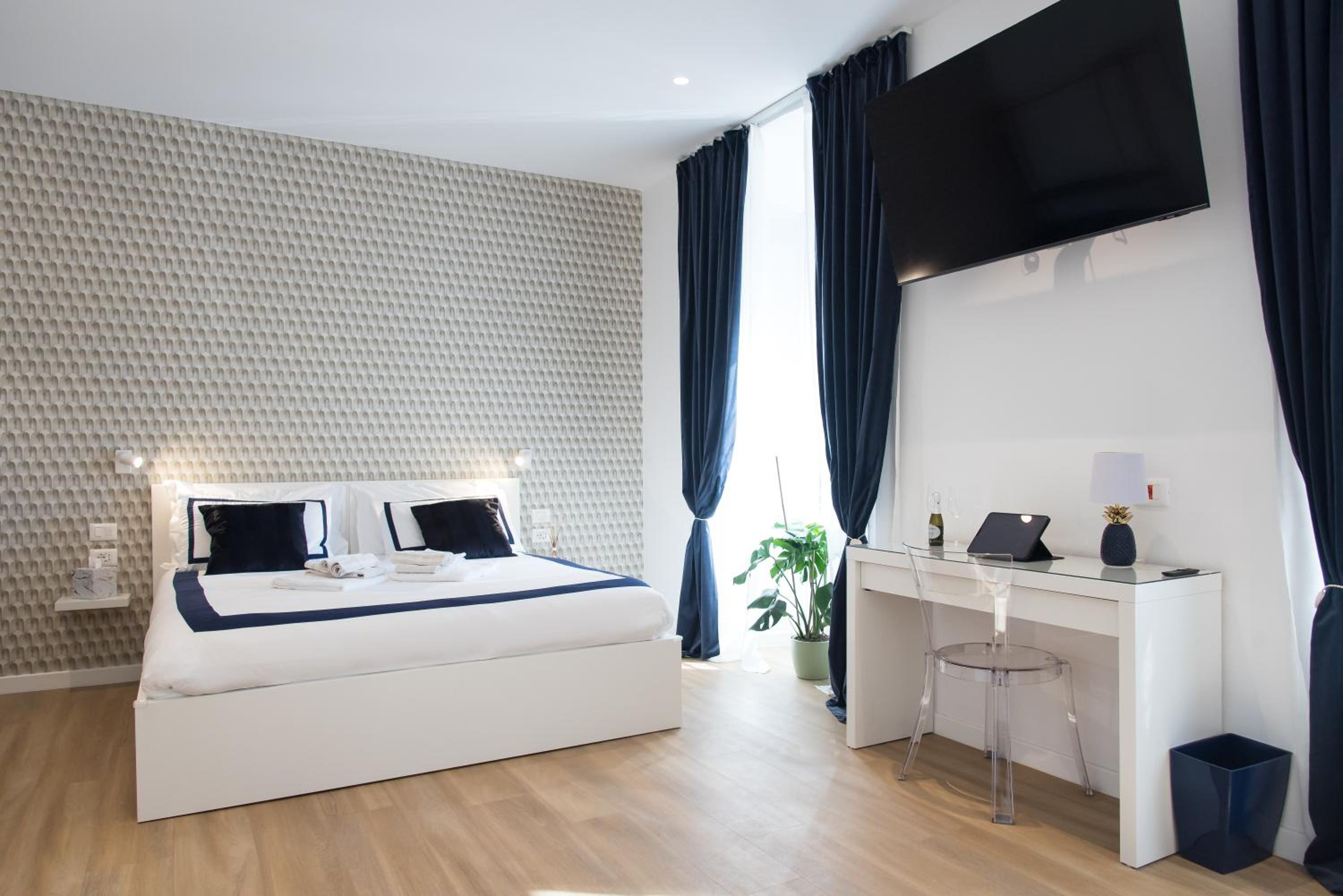 Colosseum suites by Glen