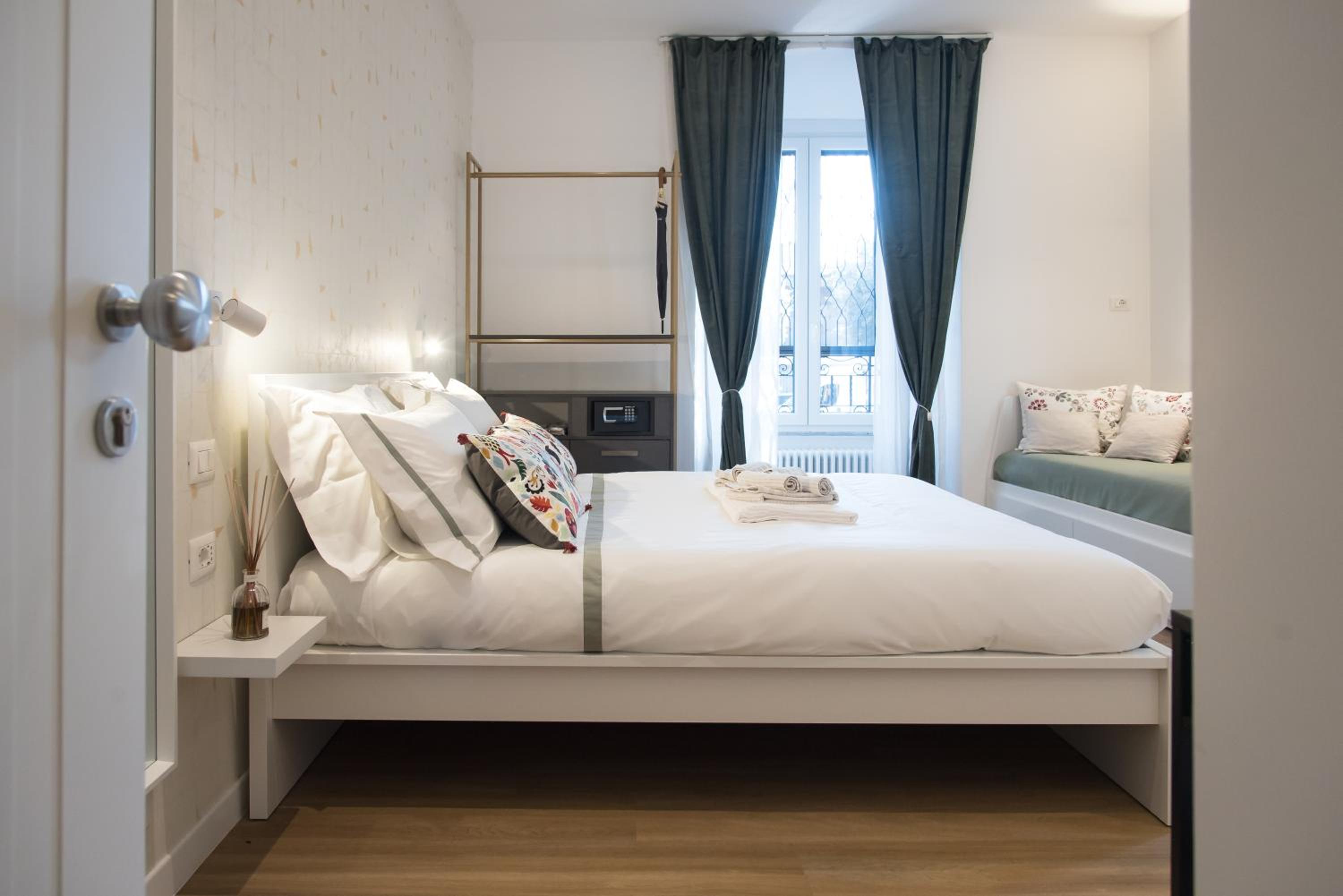Colosseum suites by Glen