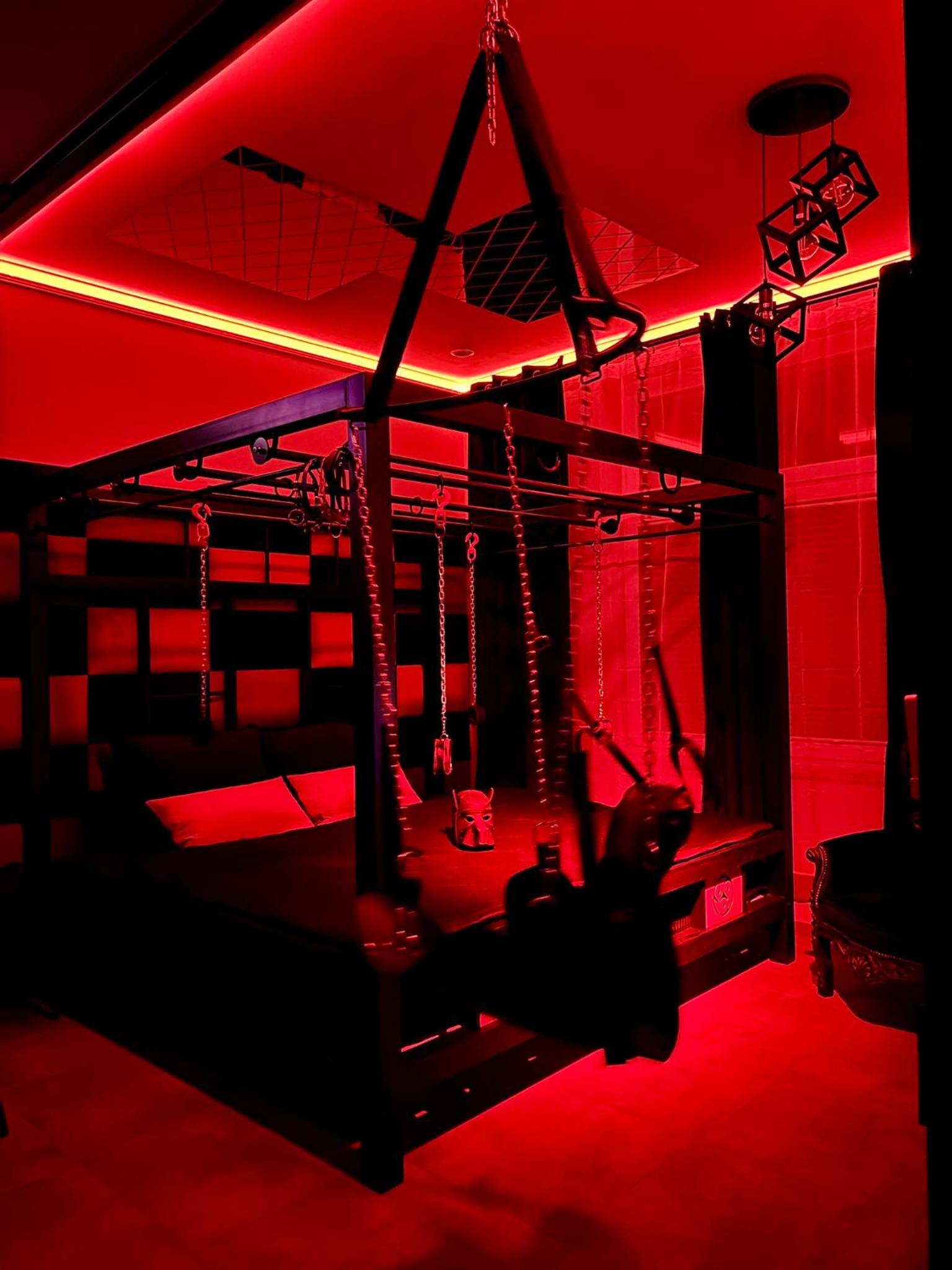 Apartament BDSM - RED BOX - Cieszyn - ADULTS ONLY