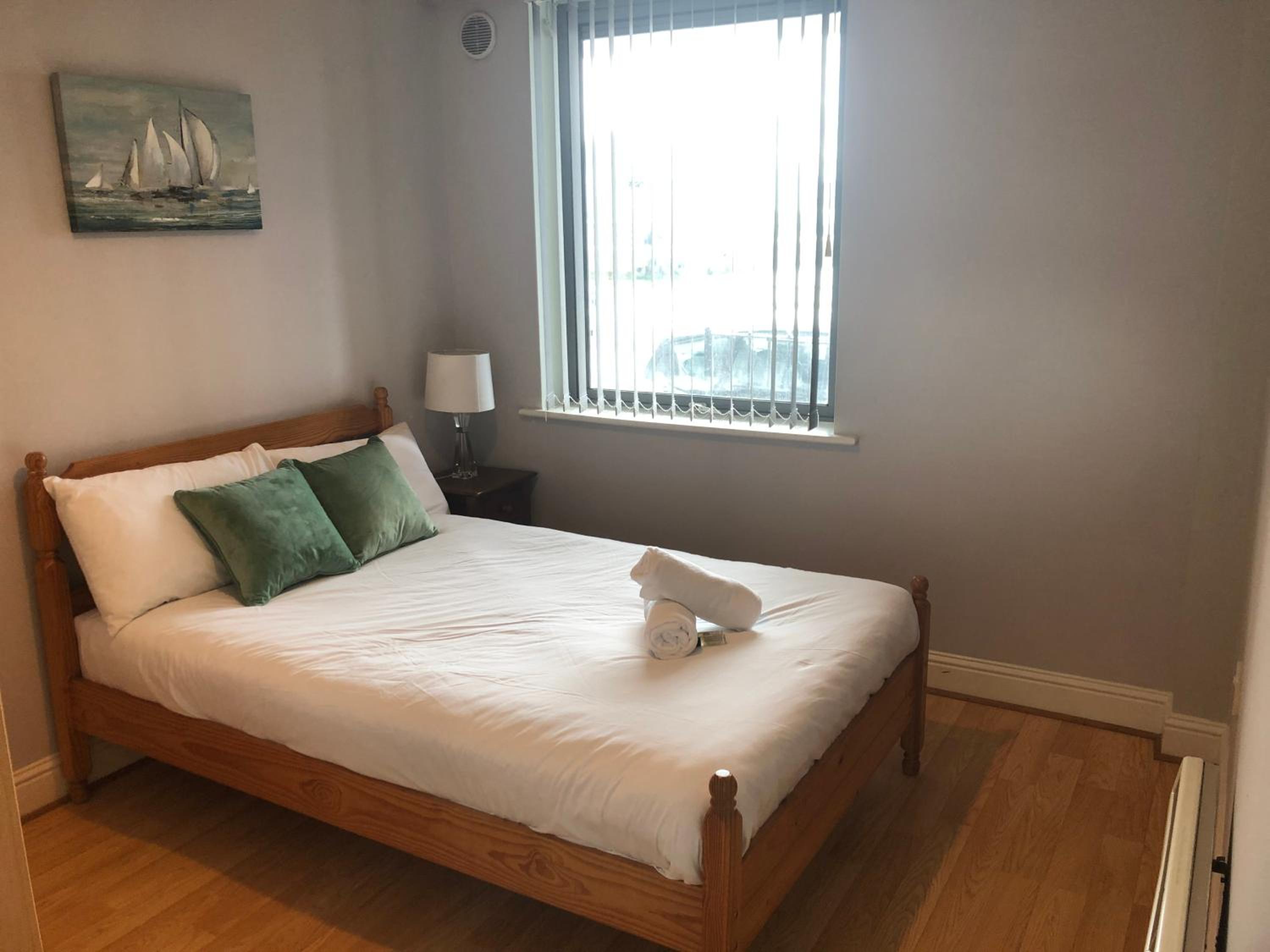 Tonn Na Mara - Galway Lakeside Apartments
