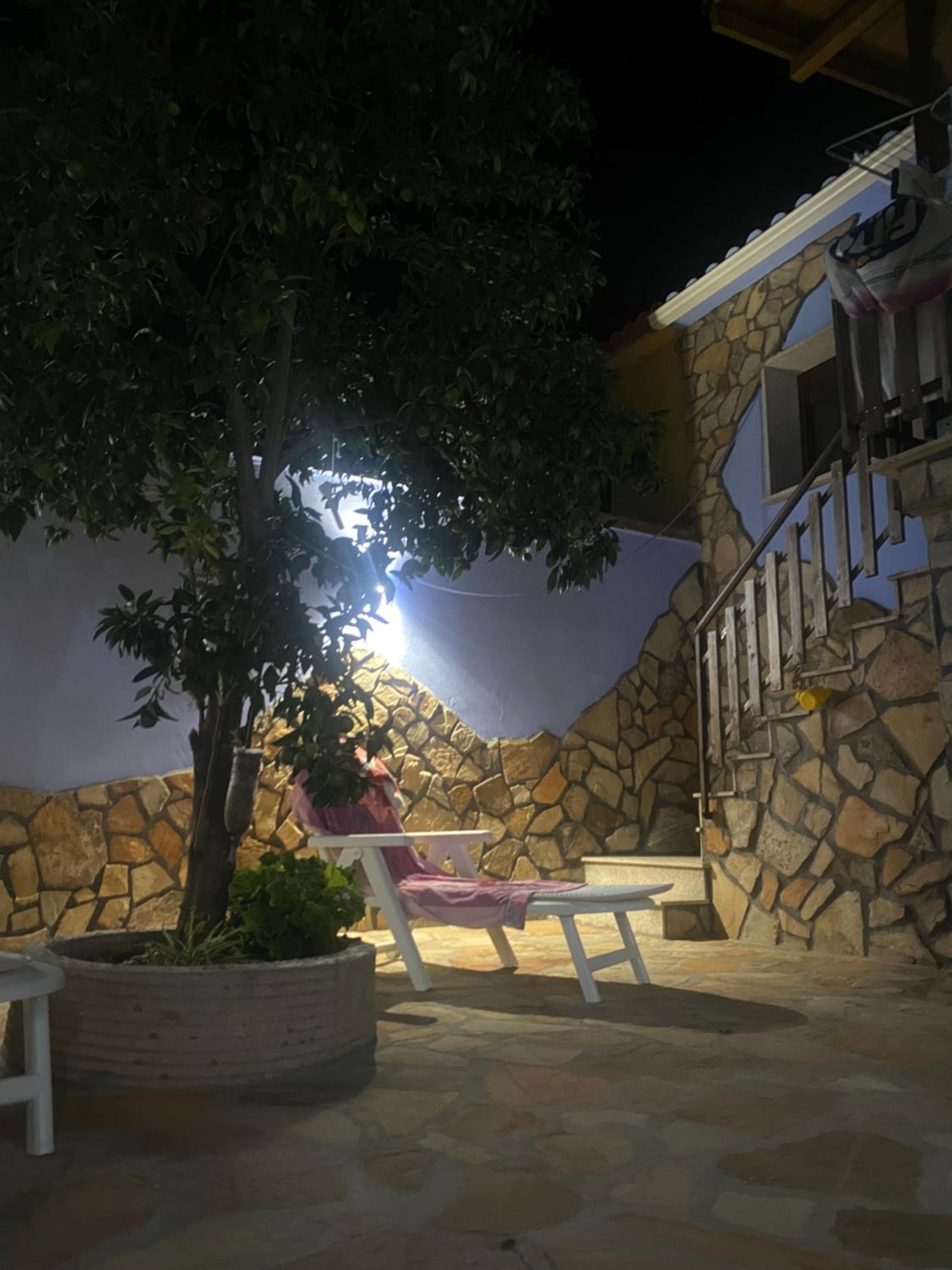 La Casa del Pueblo con piscina y barbacoa