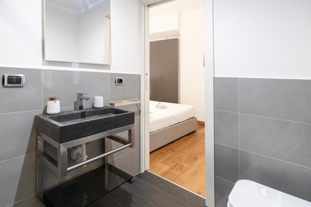 Design Apartment I Steps from Fair & Metro