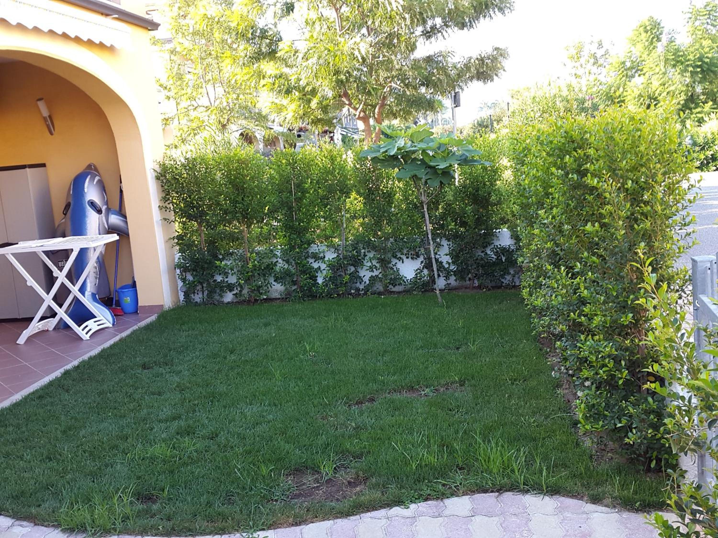 Pizzo Beach Club Apartment view 4