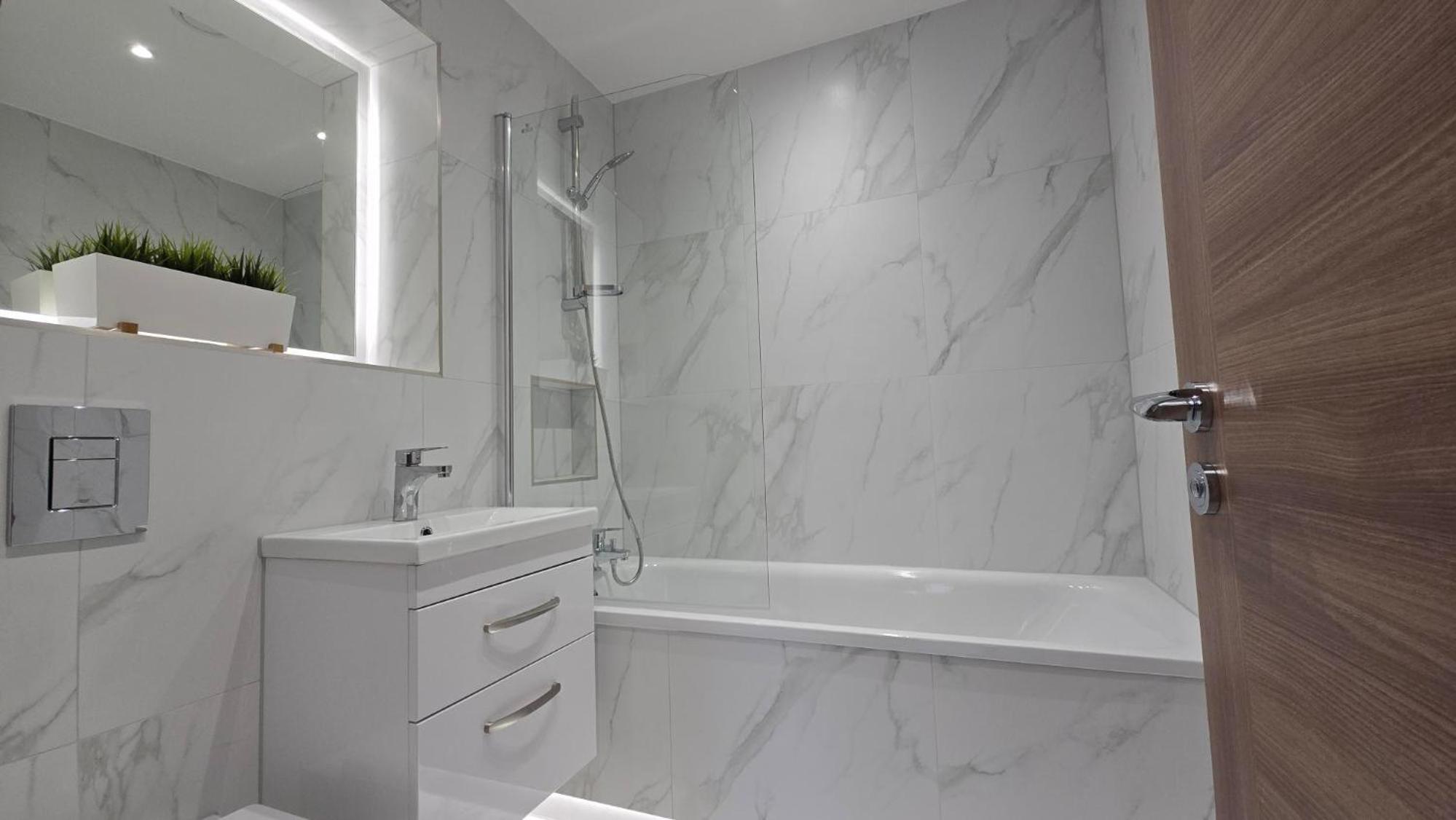 Roomspace Serviced Apartments - Harvest Lane