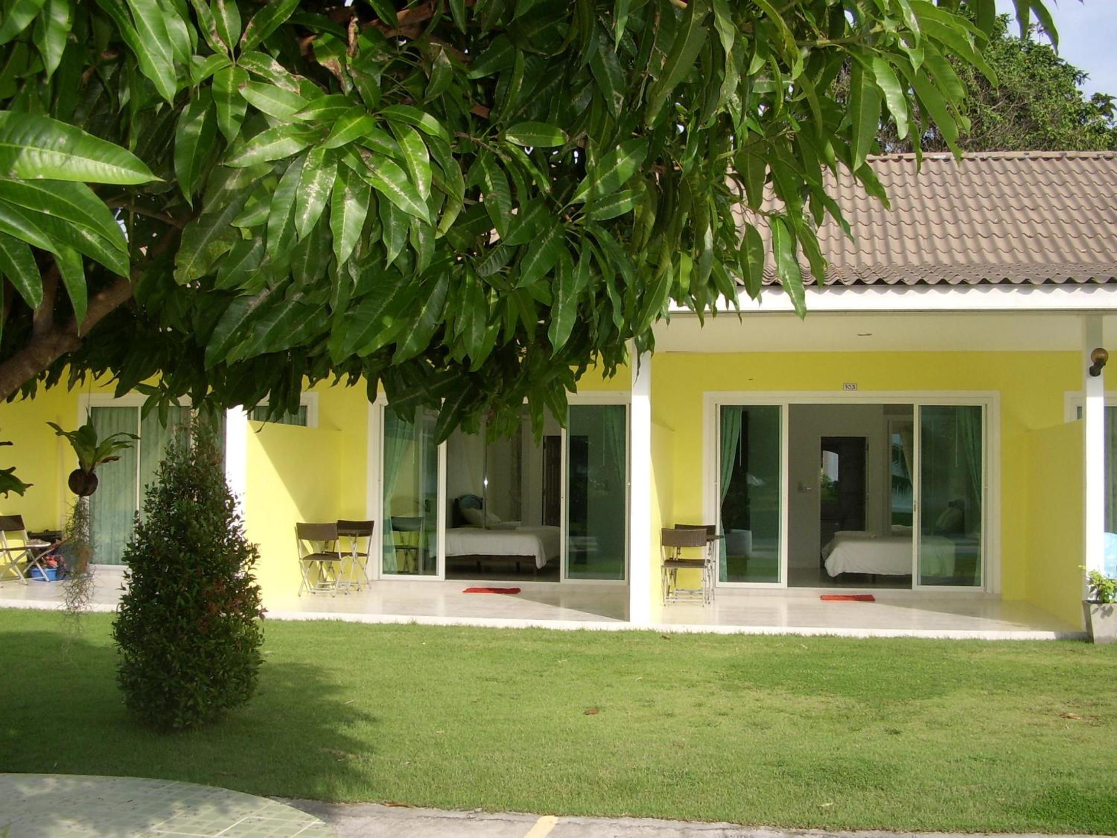 Thipburee Resort