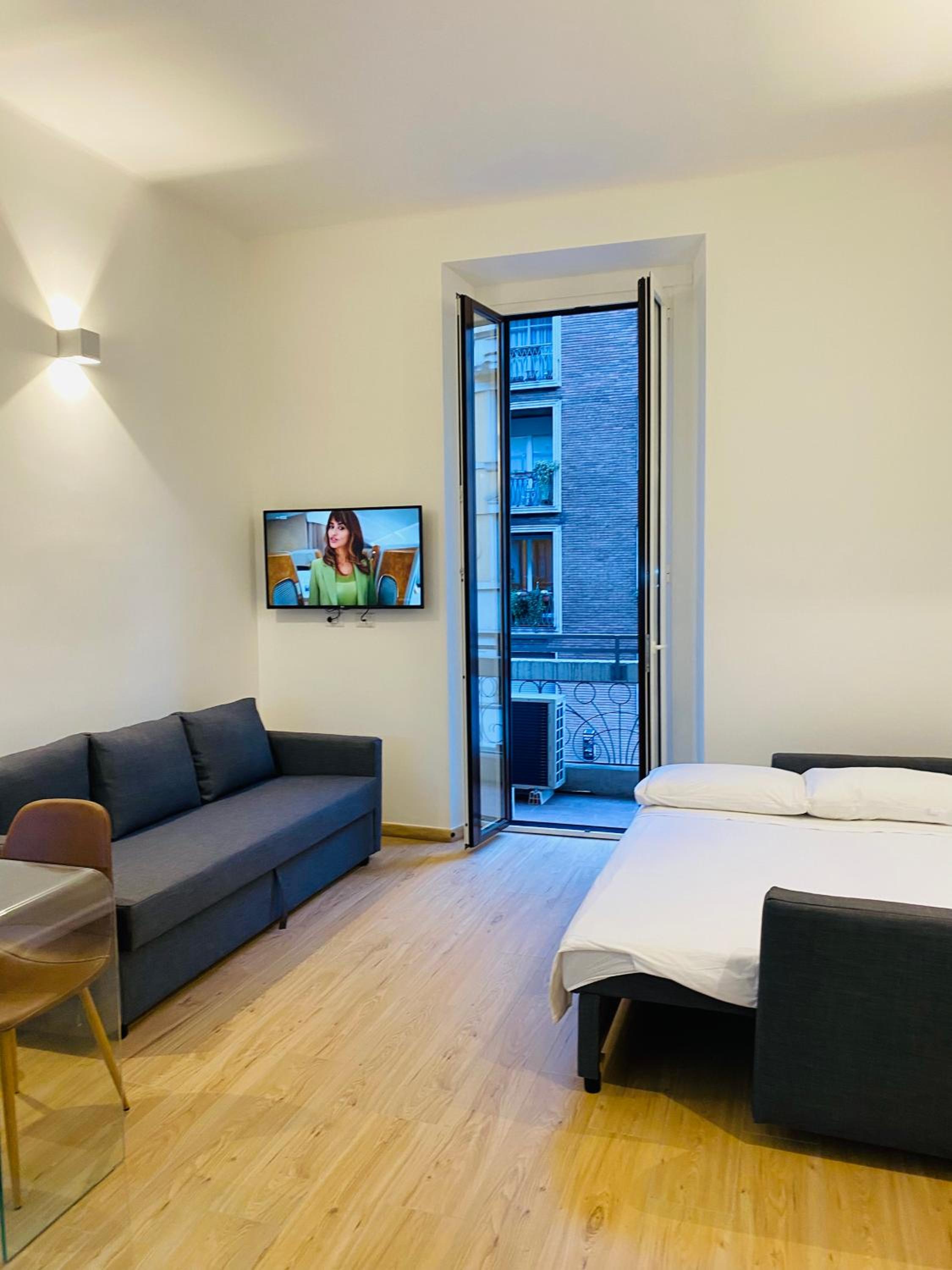 Elegant central Suite