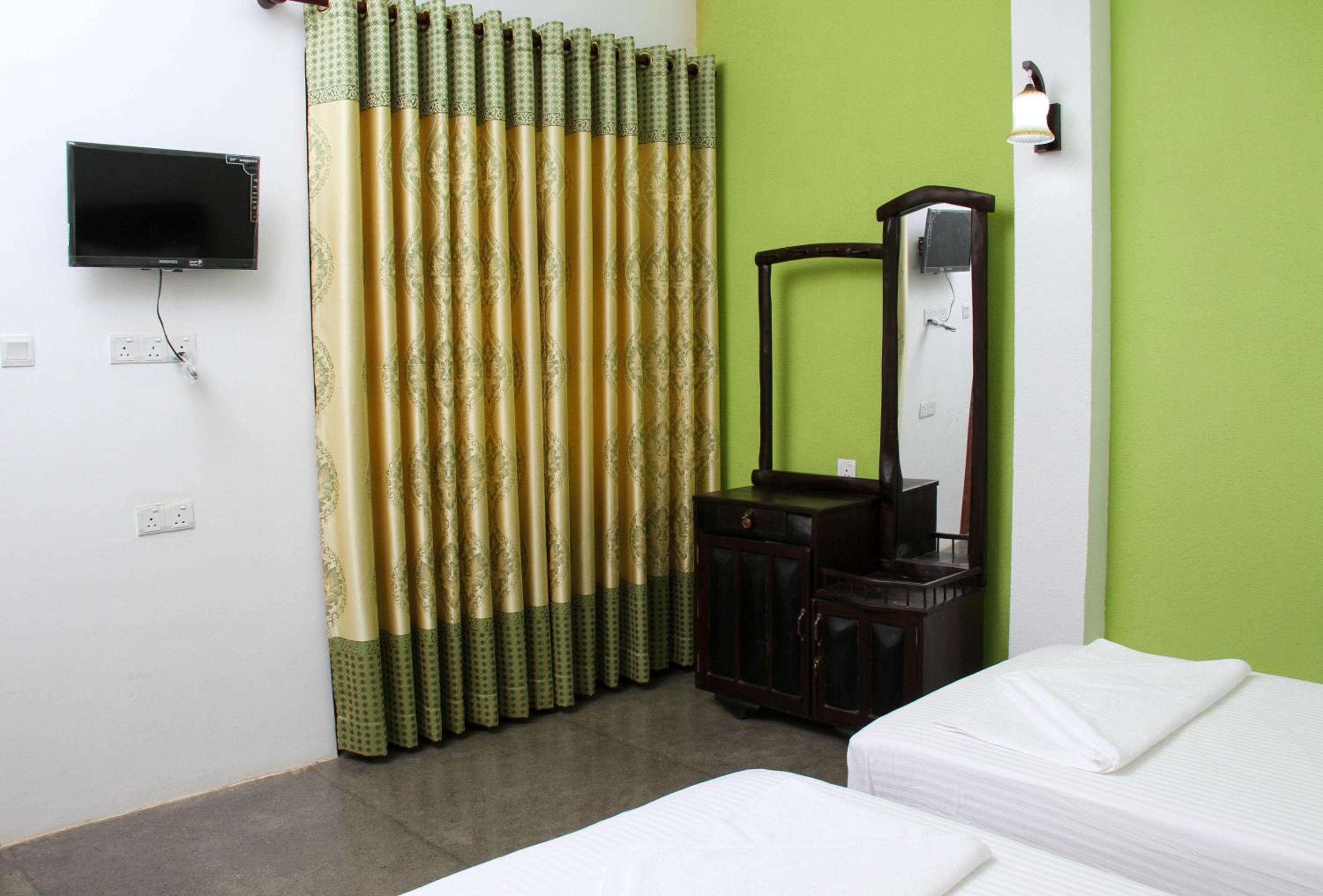 Yala Way Hide Resort