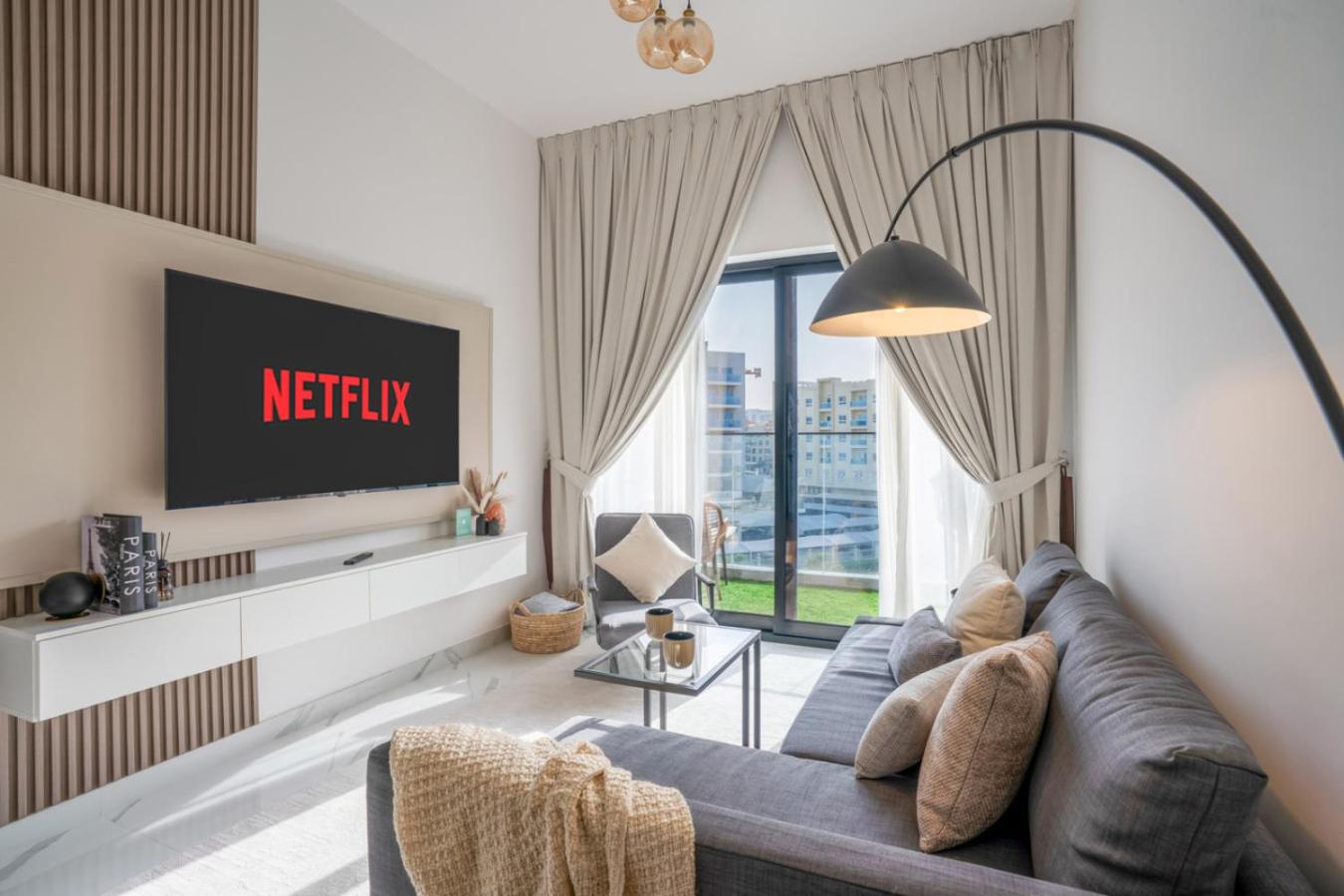 New Family-Friendly 2BR with Gym and Pool and Sauna