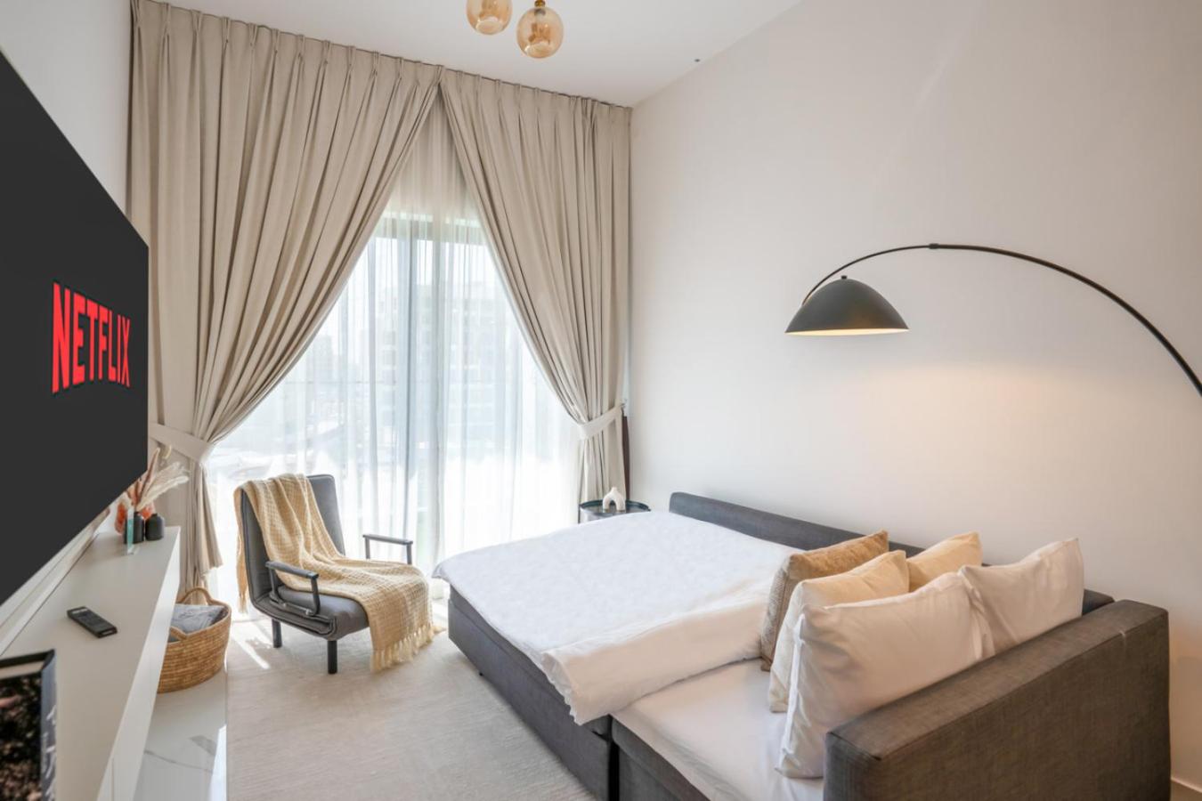 New Family-Friendly 2BR with Gym and Pool and Sauna