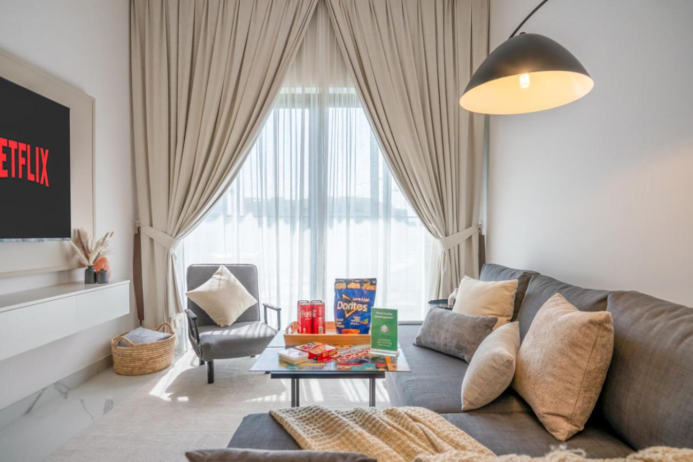 New Family-Friendly 2BR with Gym and Pool and Sauna