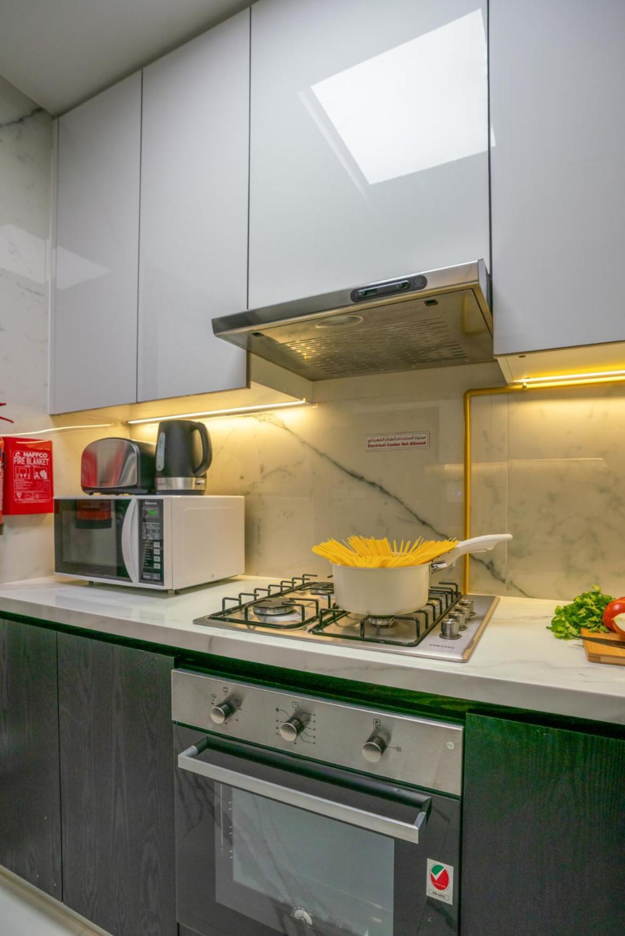 New Family-Friendly 2BR with Gym and Pool and Sauna