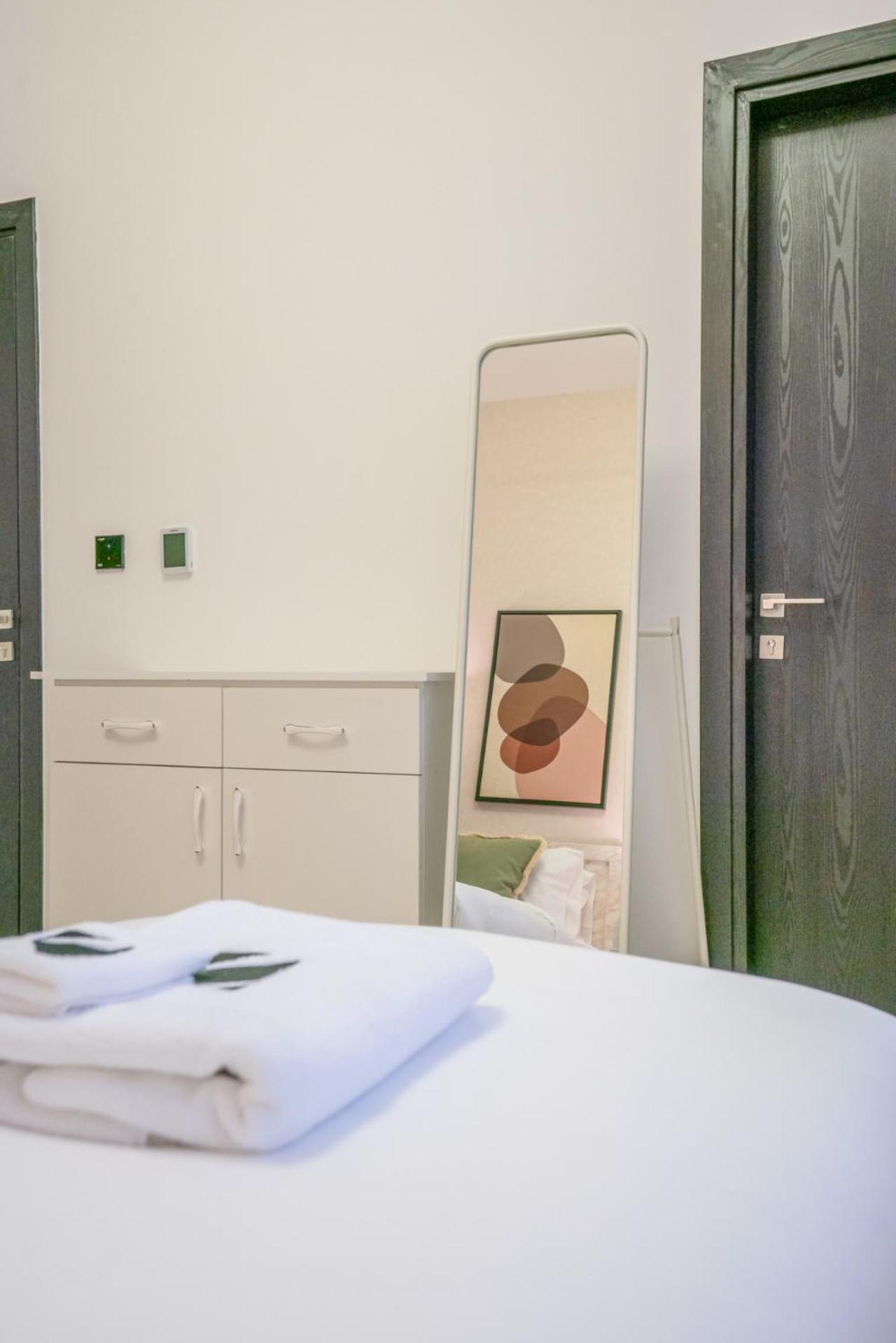 New Family-Friendly 2BR with Gym and Pool and Sauna