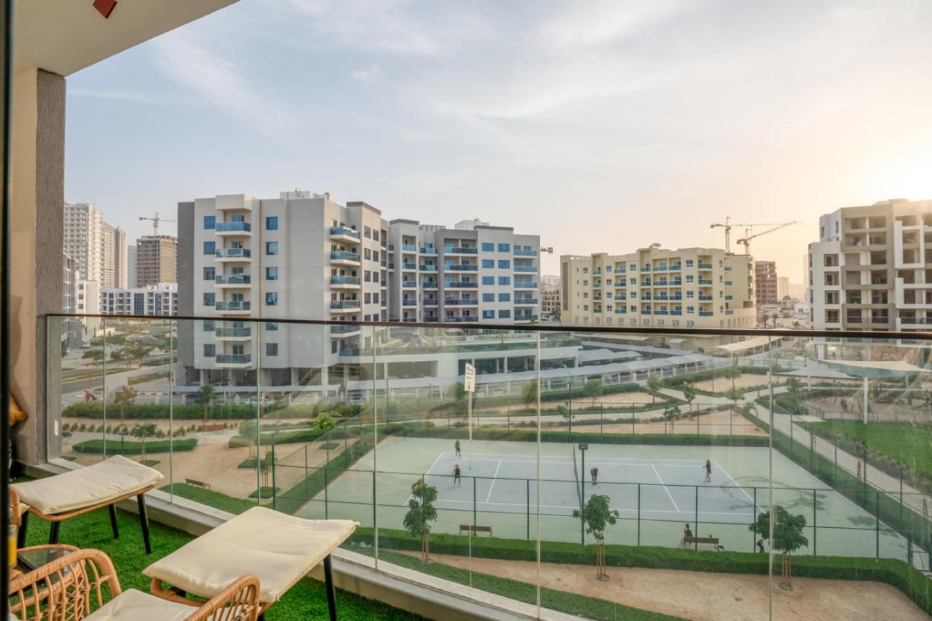 New Family-Friendly 2BR with Gym and Pool and Sauna