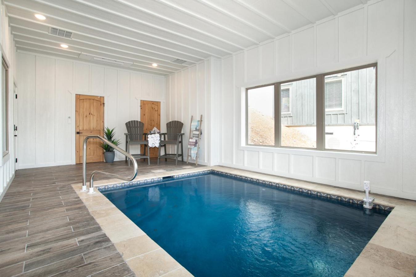 Twilight Mist Getaway Pool Hot Tub Game Room