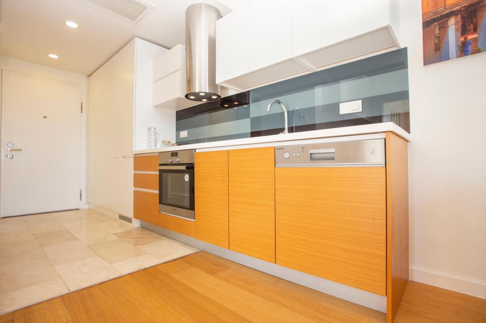 G Tower at Divan Residence Near Ataköy Metro Station