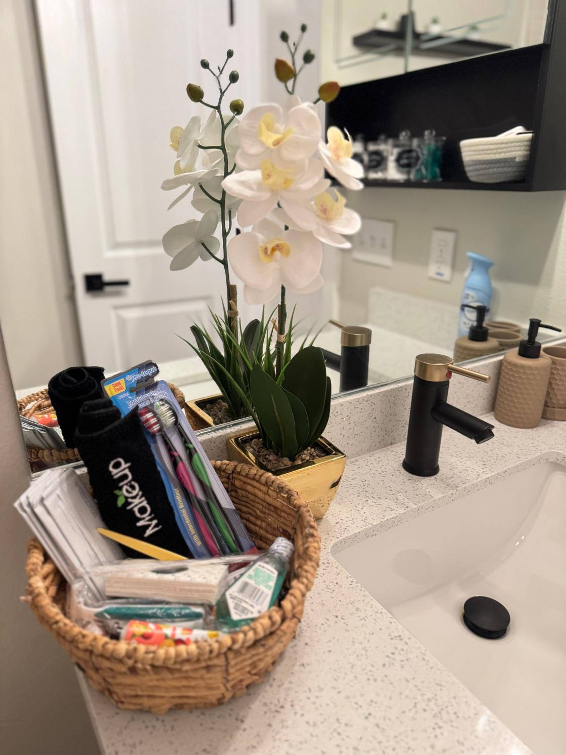 Luxe of Haven - 2bed with office and free parking