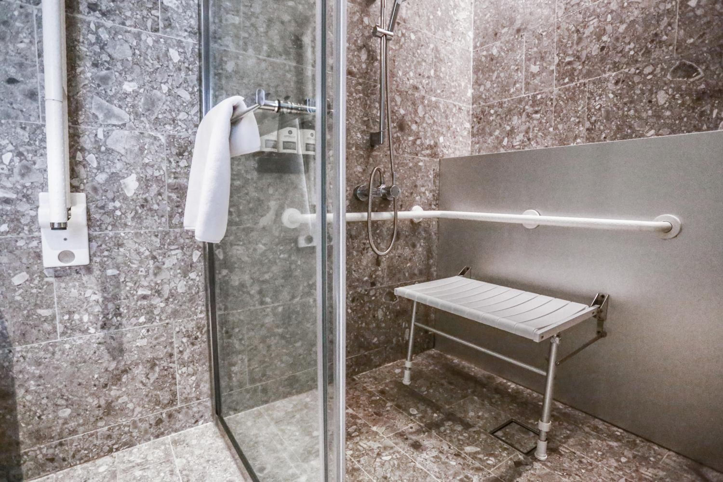 Page148, Page Hotels