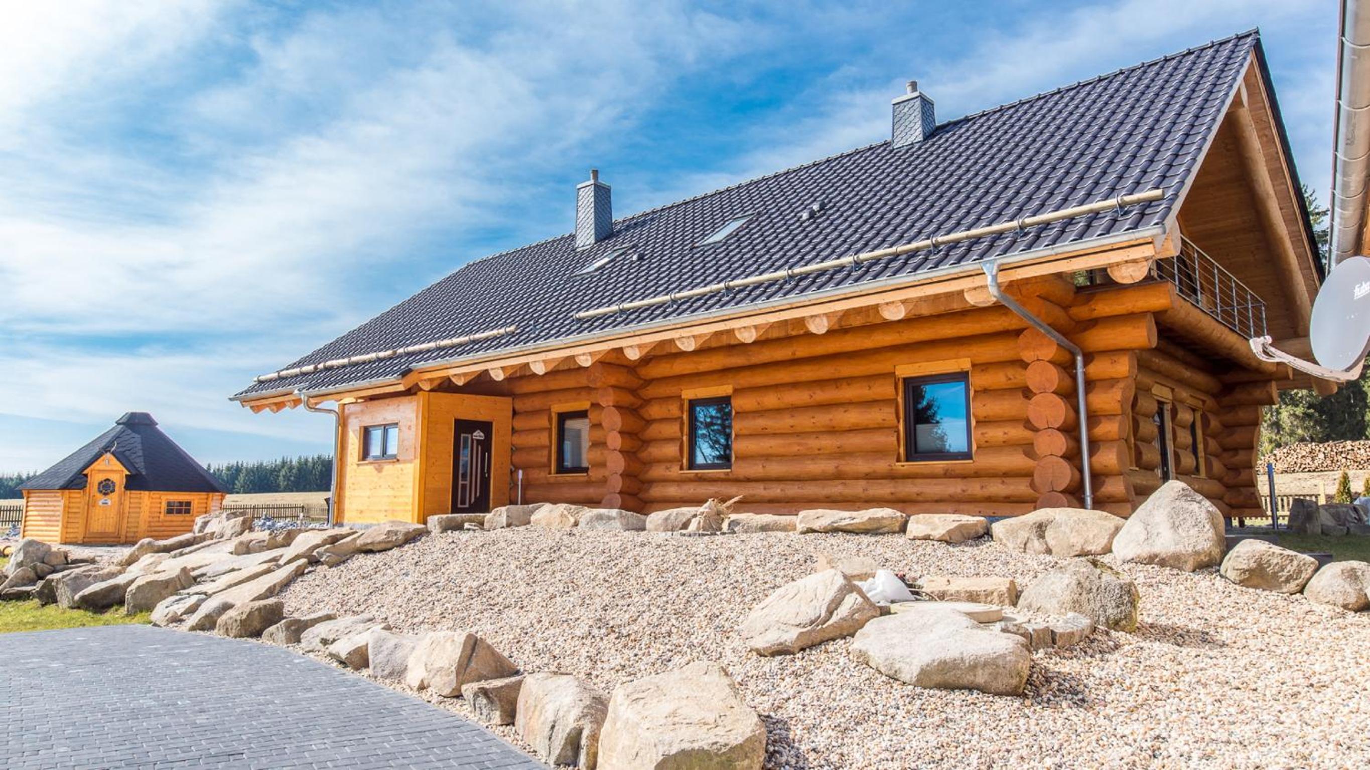 Naturstammhaus und Appartements Zum Brockenbaecker