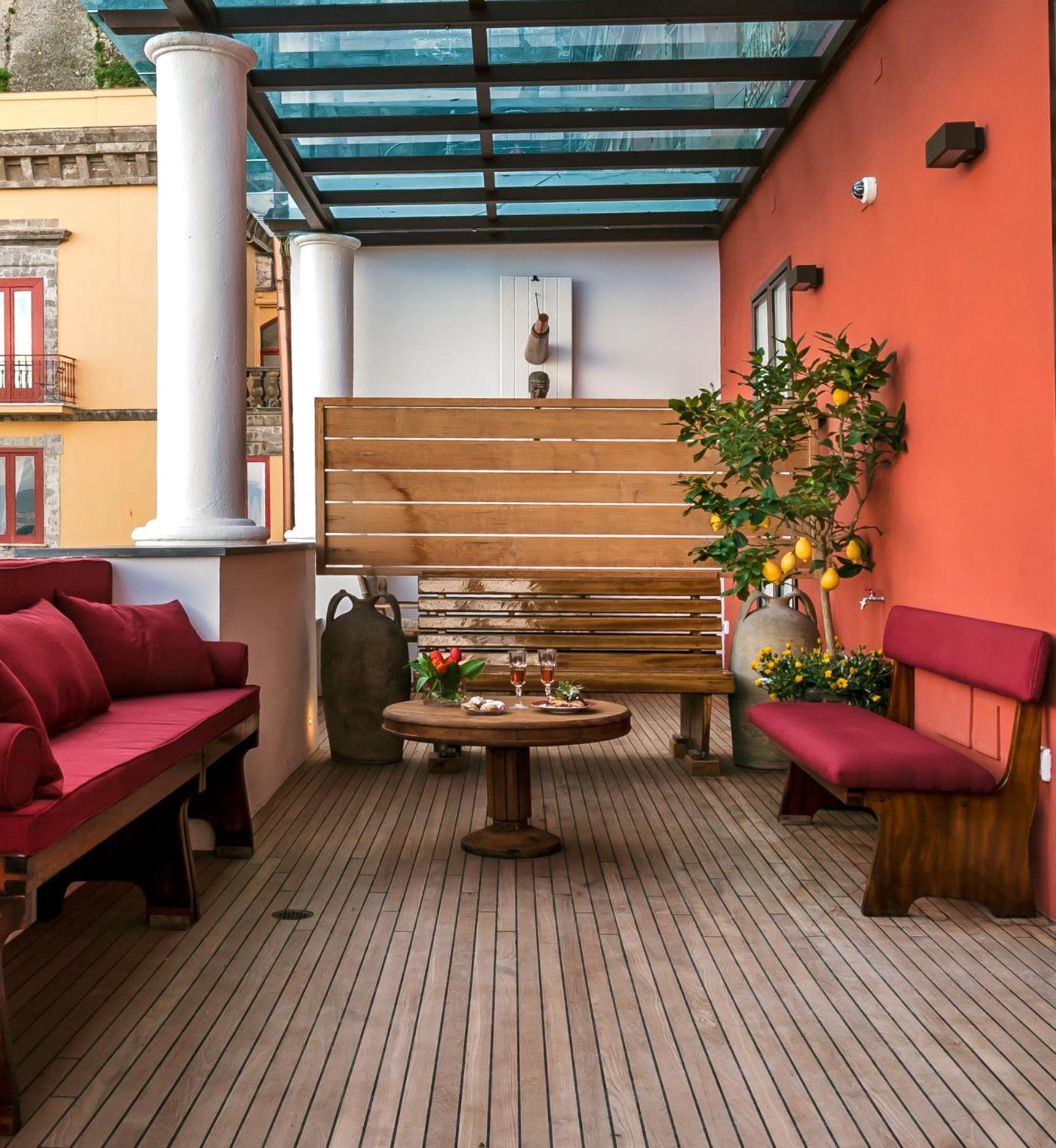 Yacht Club Capo Cervo Suites B&B